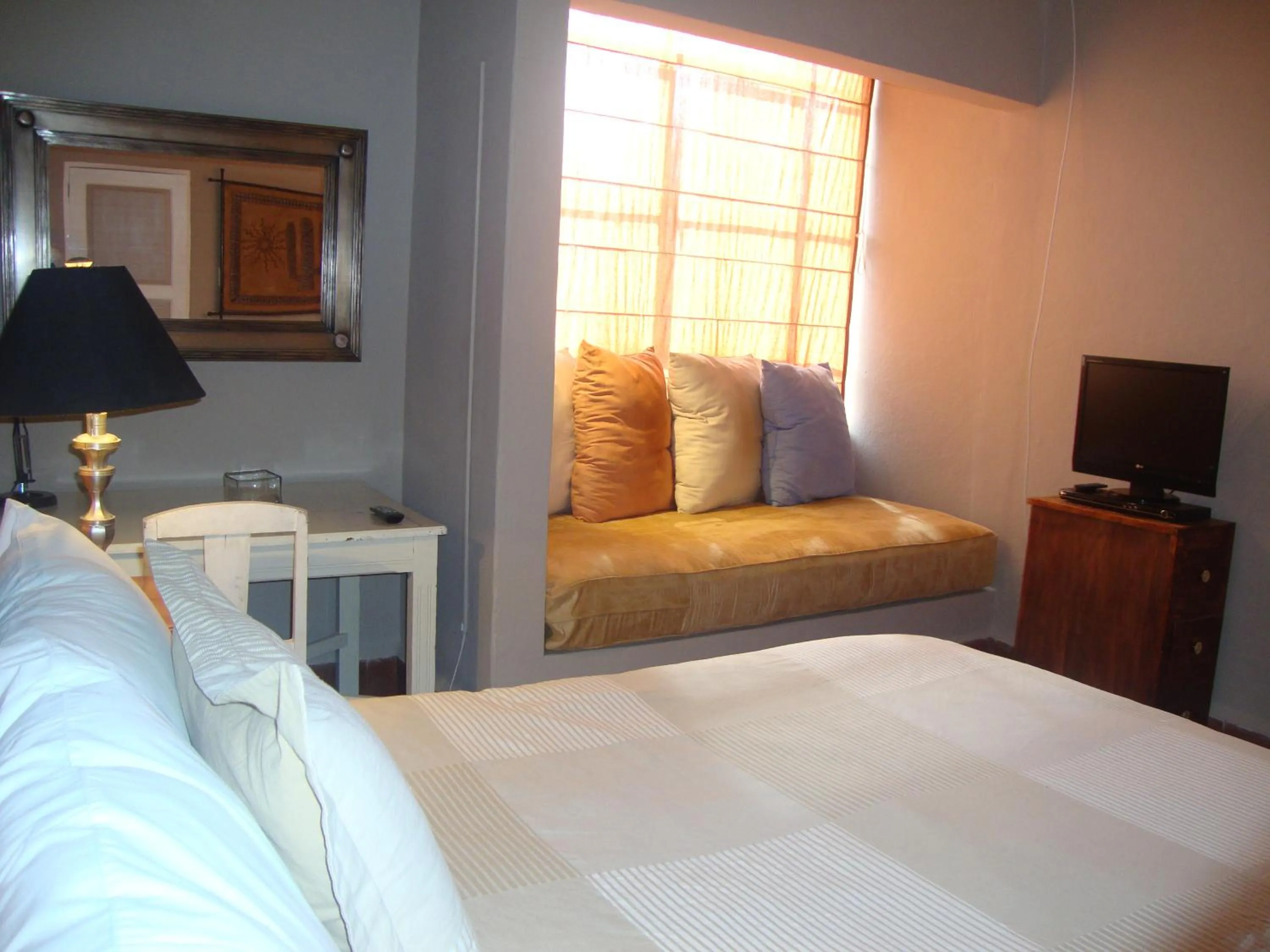 Bedroom, Bed in Suites Santo Domingo