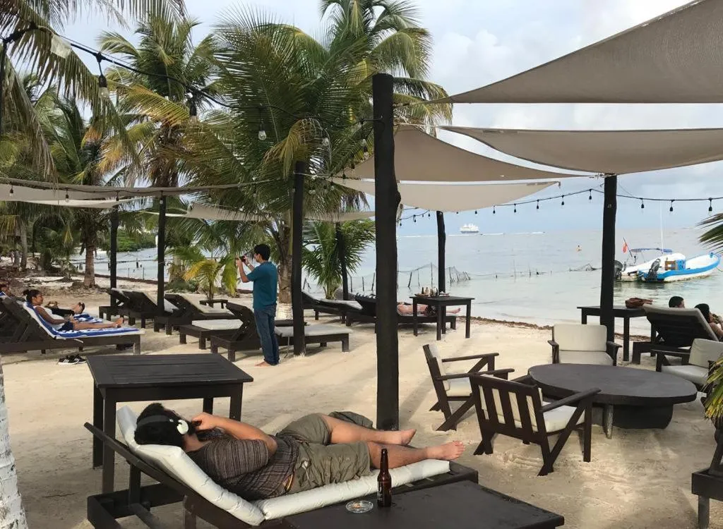 Restaurant/places to eat in Hotel Luna De Plata Mahahual