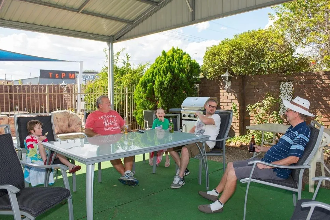 Patio in Albury Classic Motor Inn