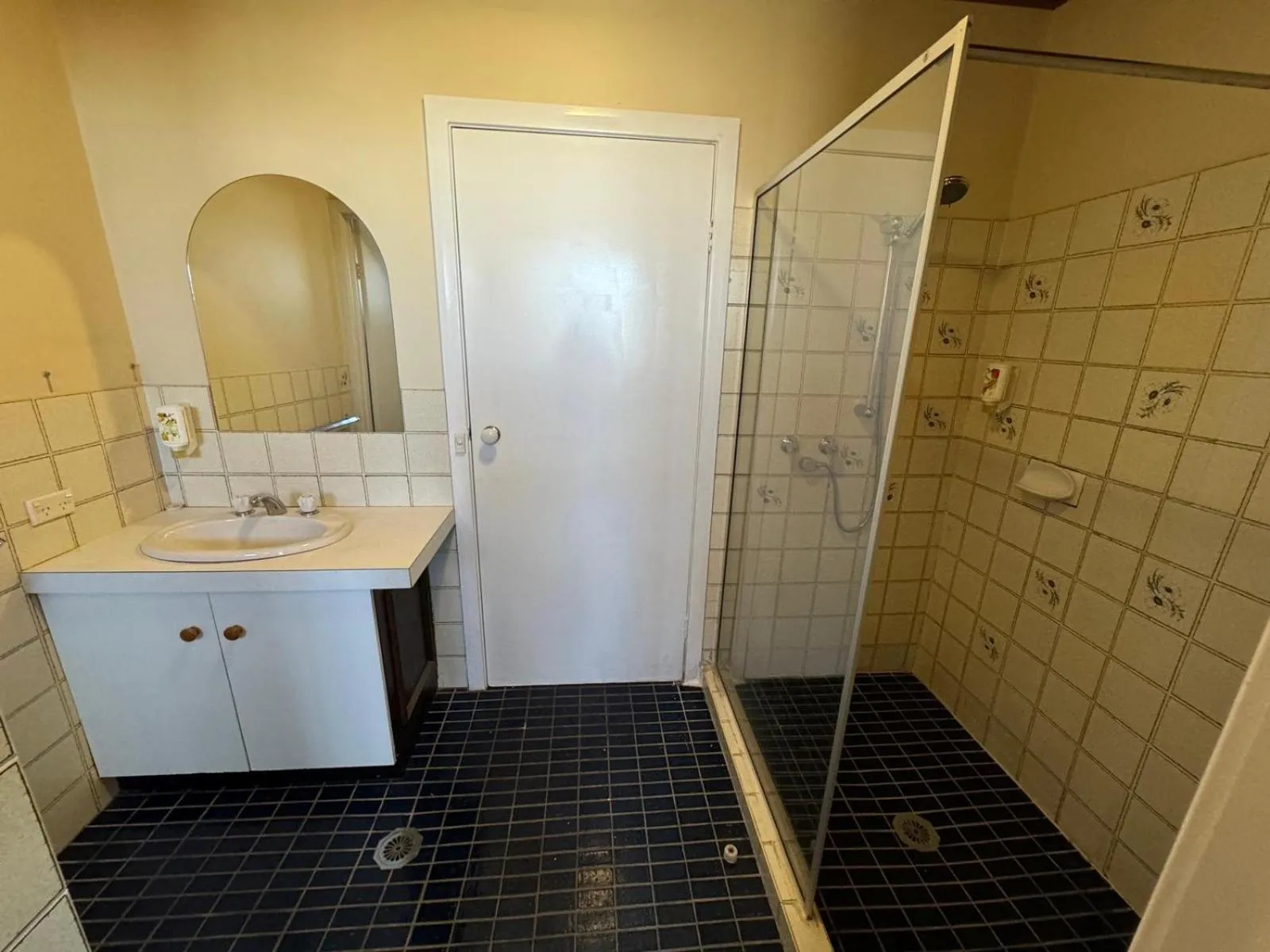 Albury Classic Motor Inn