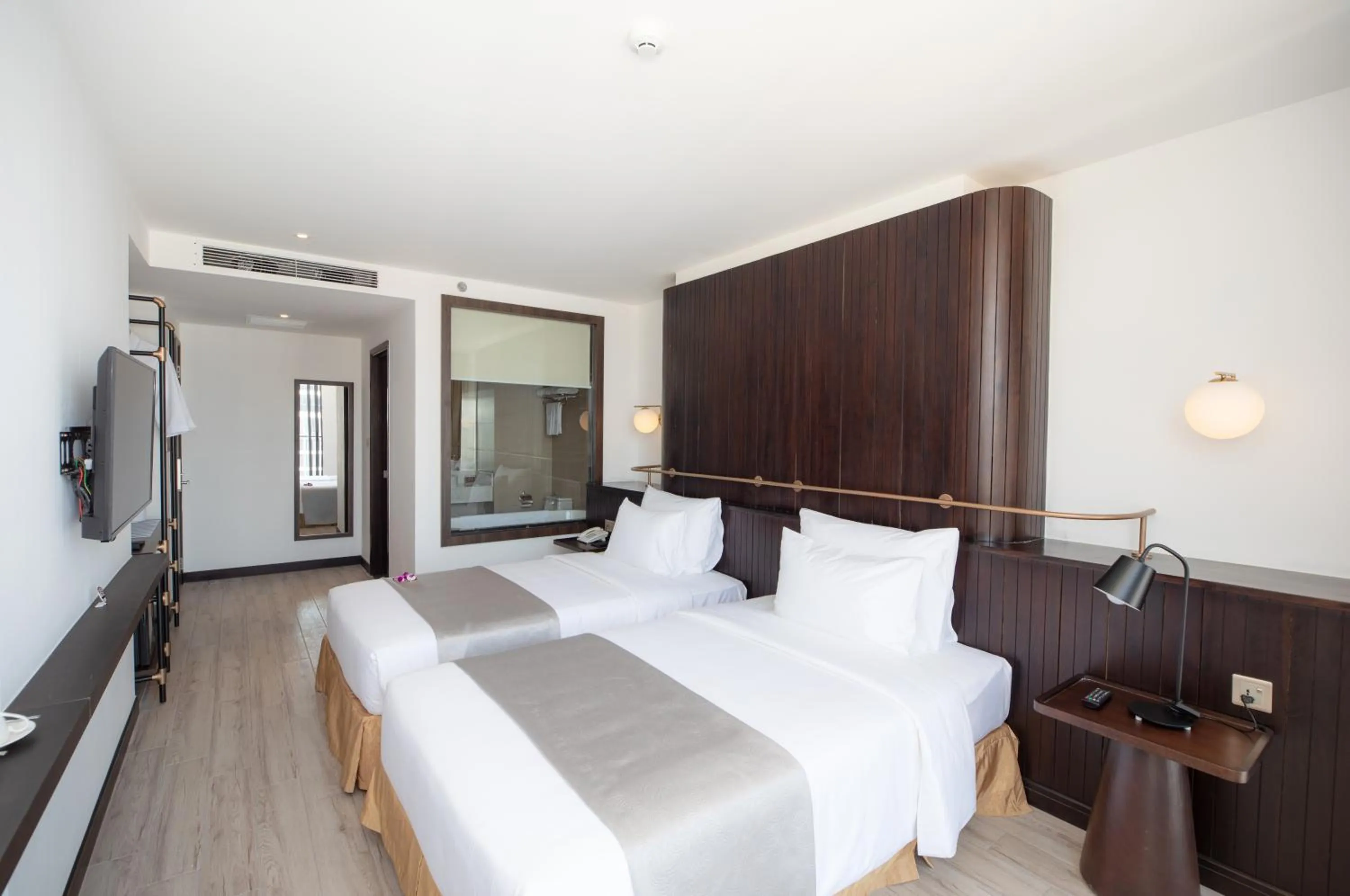 Photo of the whole room, Bed in Majestic Premium Hotel