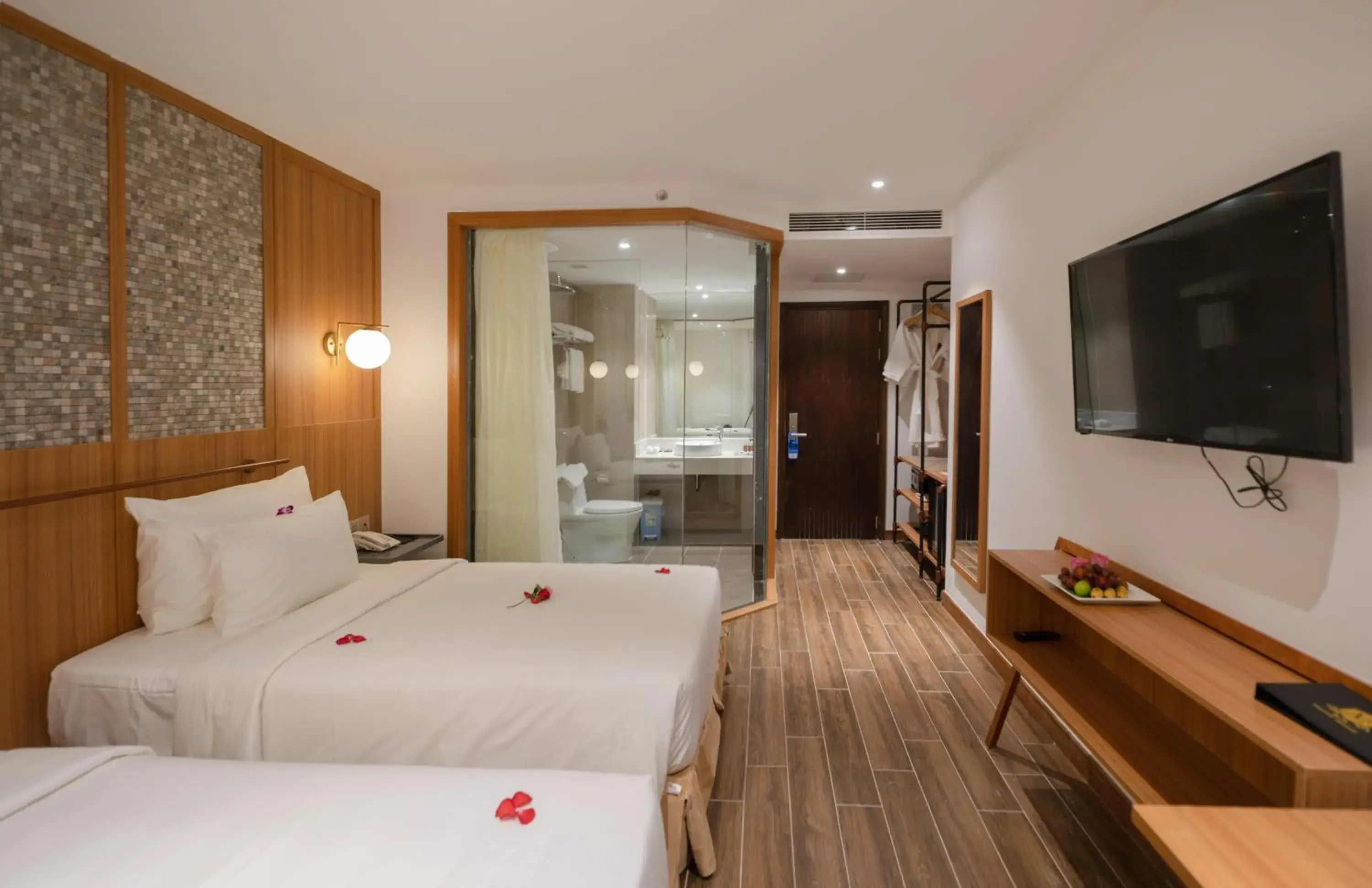 Superior Double or Twin Room with City View in Majestic Premium Hotel Superior Double or Twin Room with City View in Majestic Premium Hotel