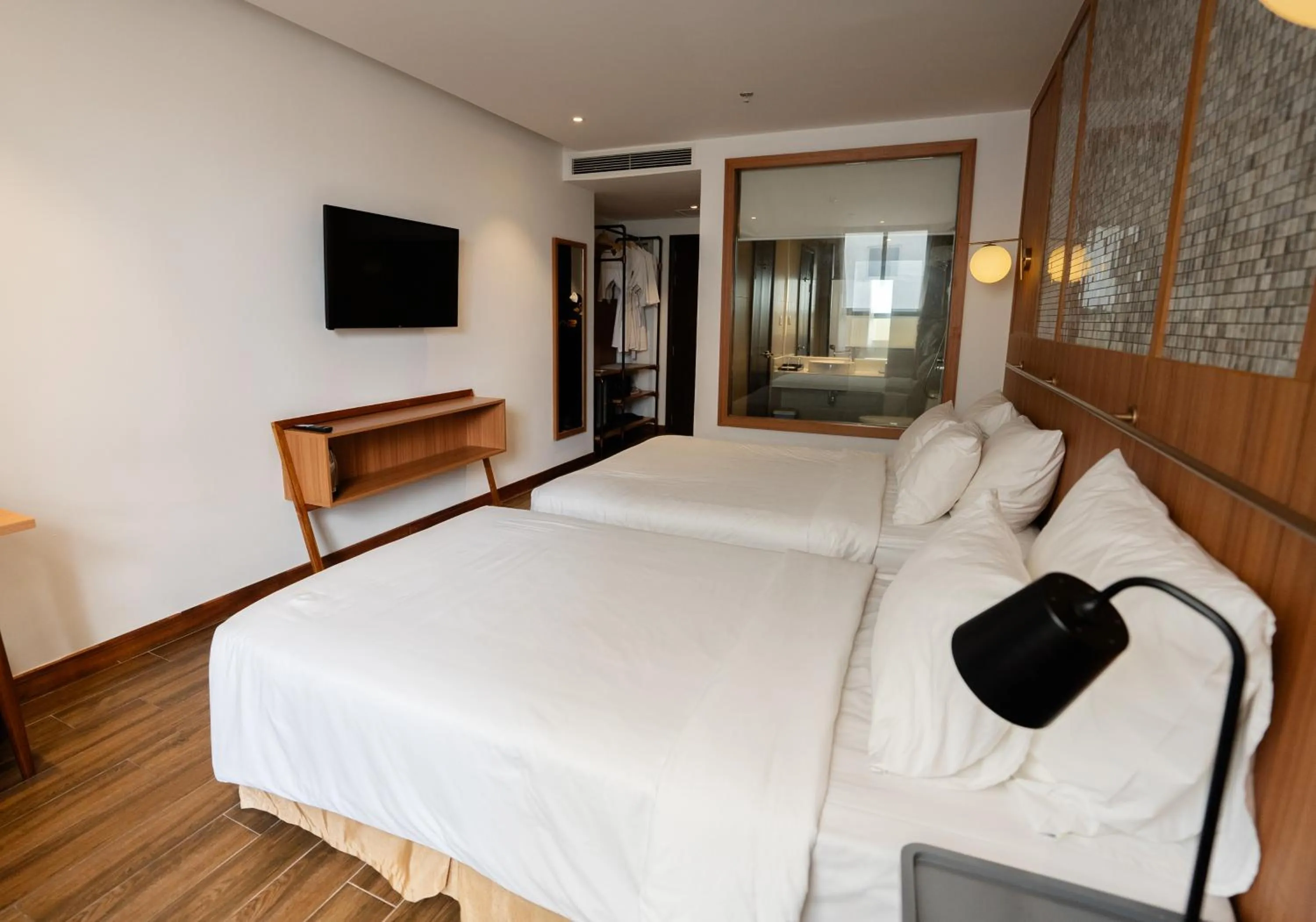 Bed in Majestic Premium Hotel