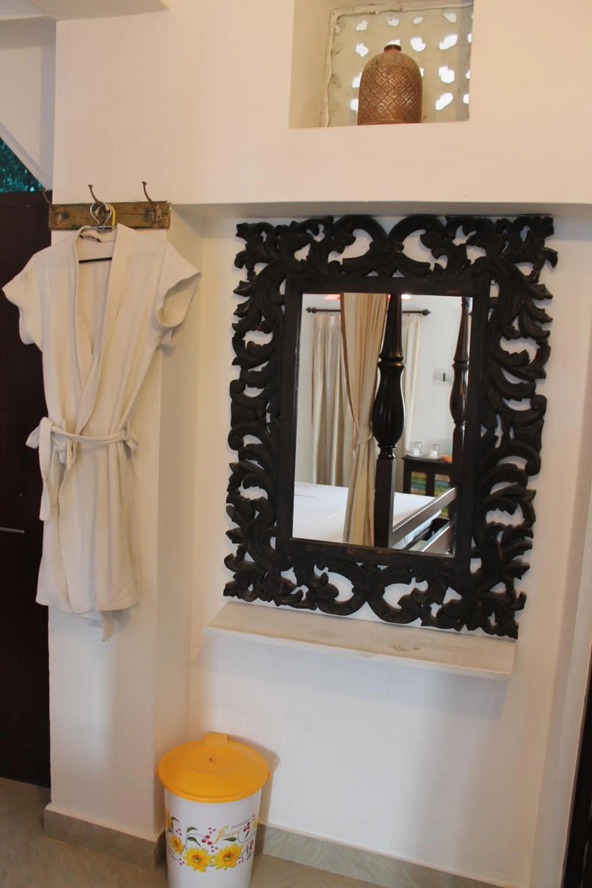 Decorative detail in Kesar Heritage Boutique Home Stay