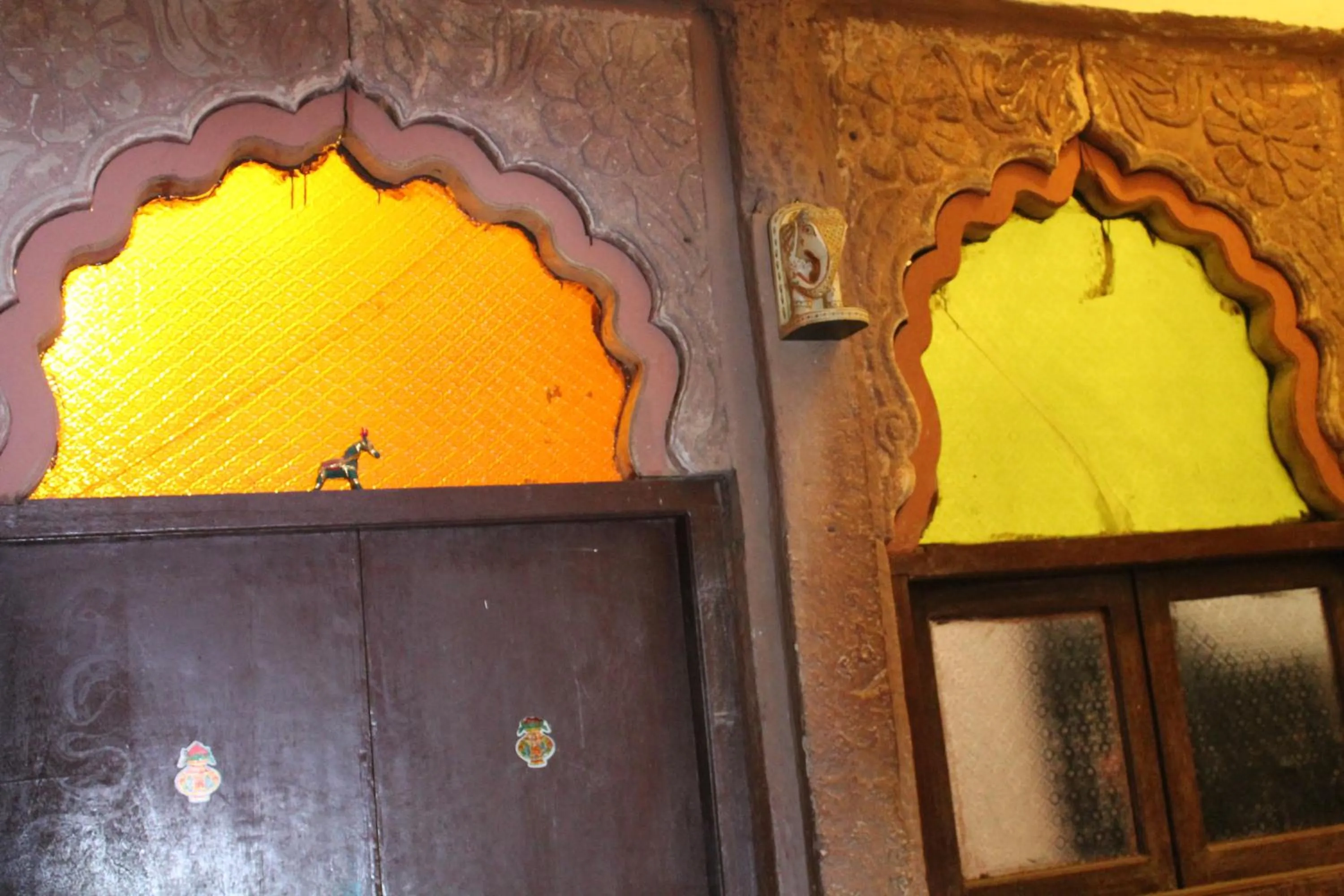 Decorative detail in Kesar Heritage Boutique Home Stay