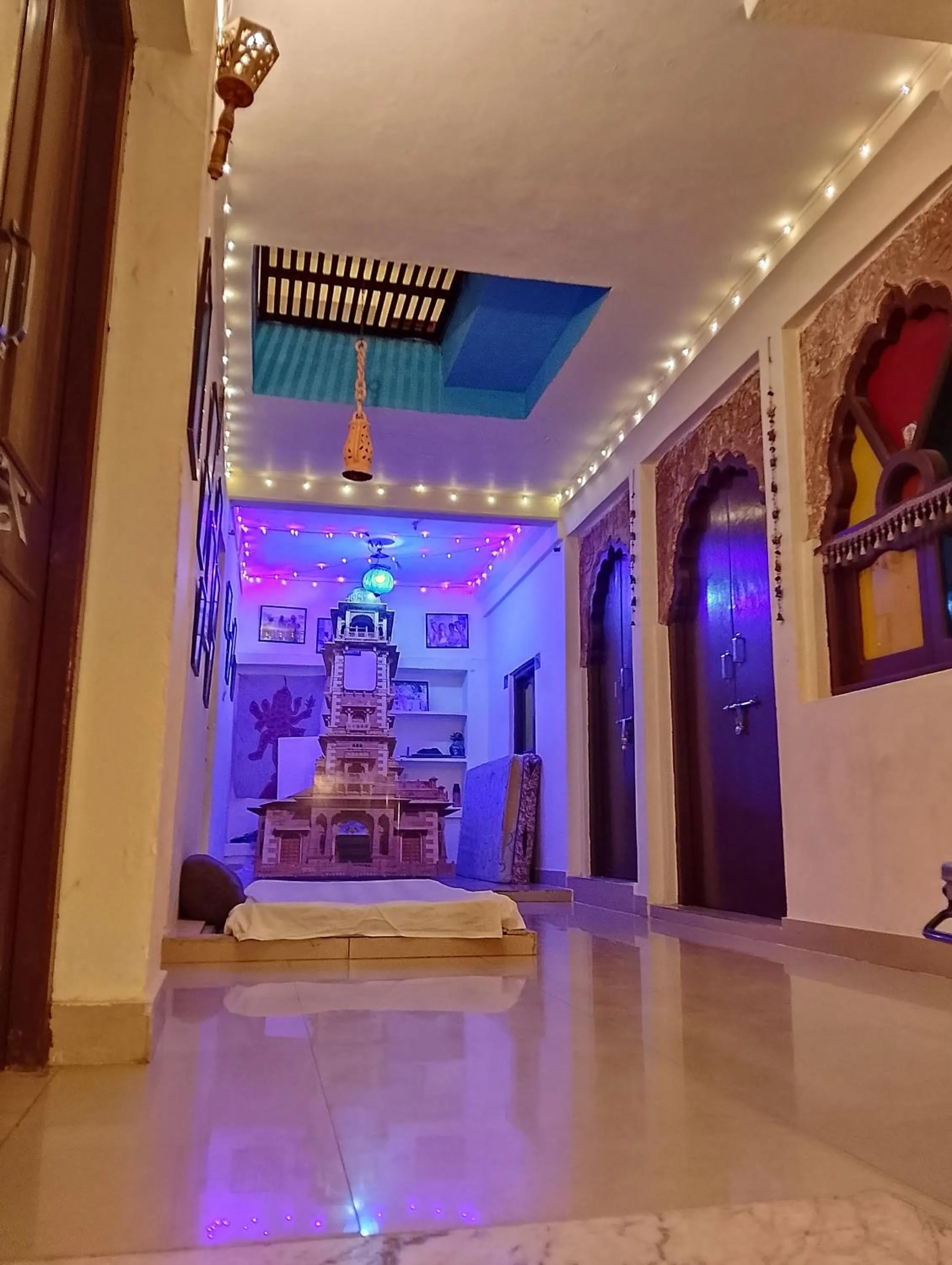 Decorative detail in Kesar Heritage Boutique Home Stay