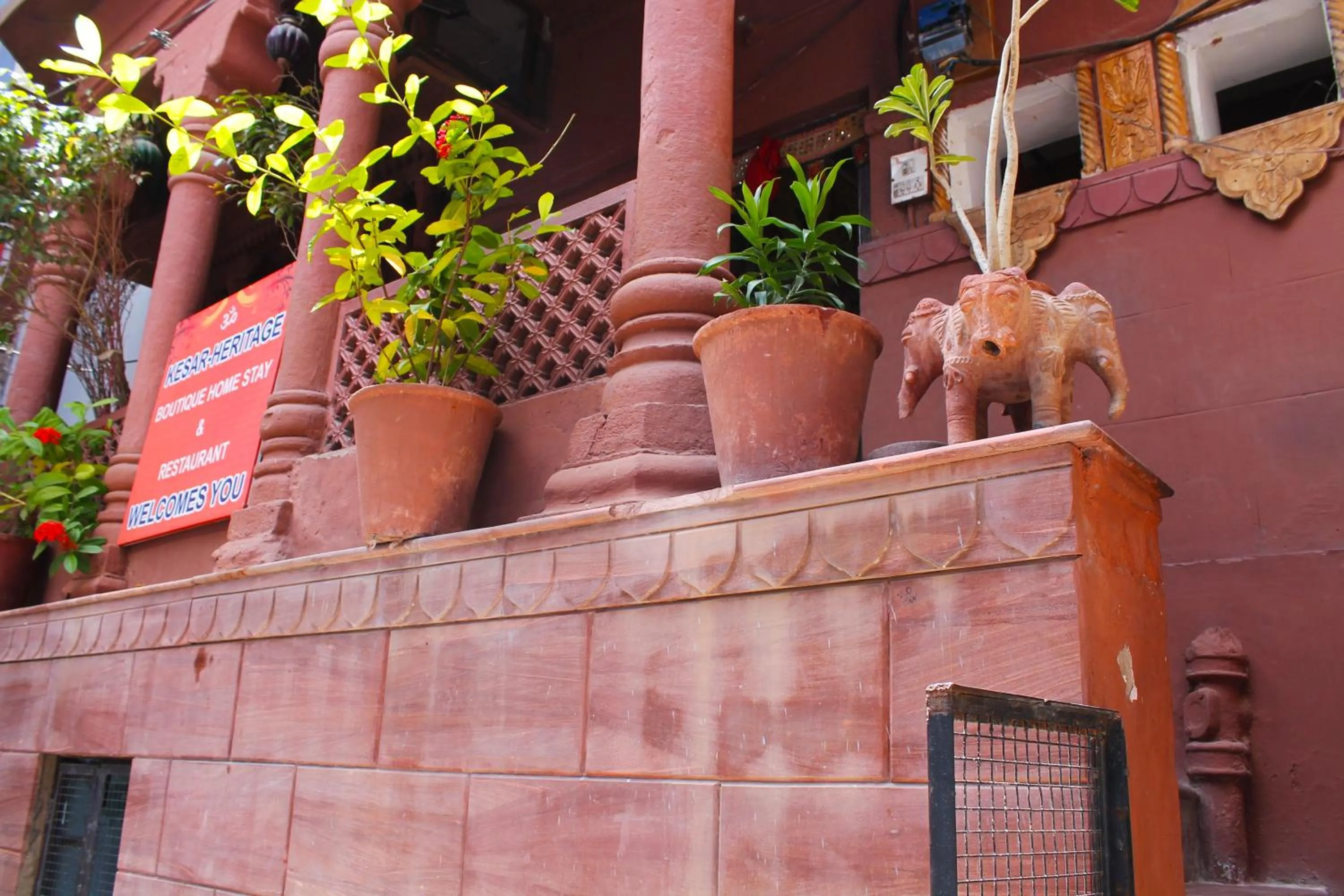Decorative detail in Kesar Heritage Boutique Home Stay