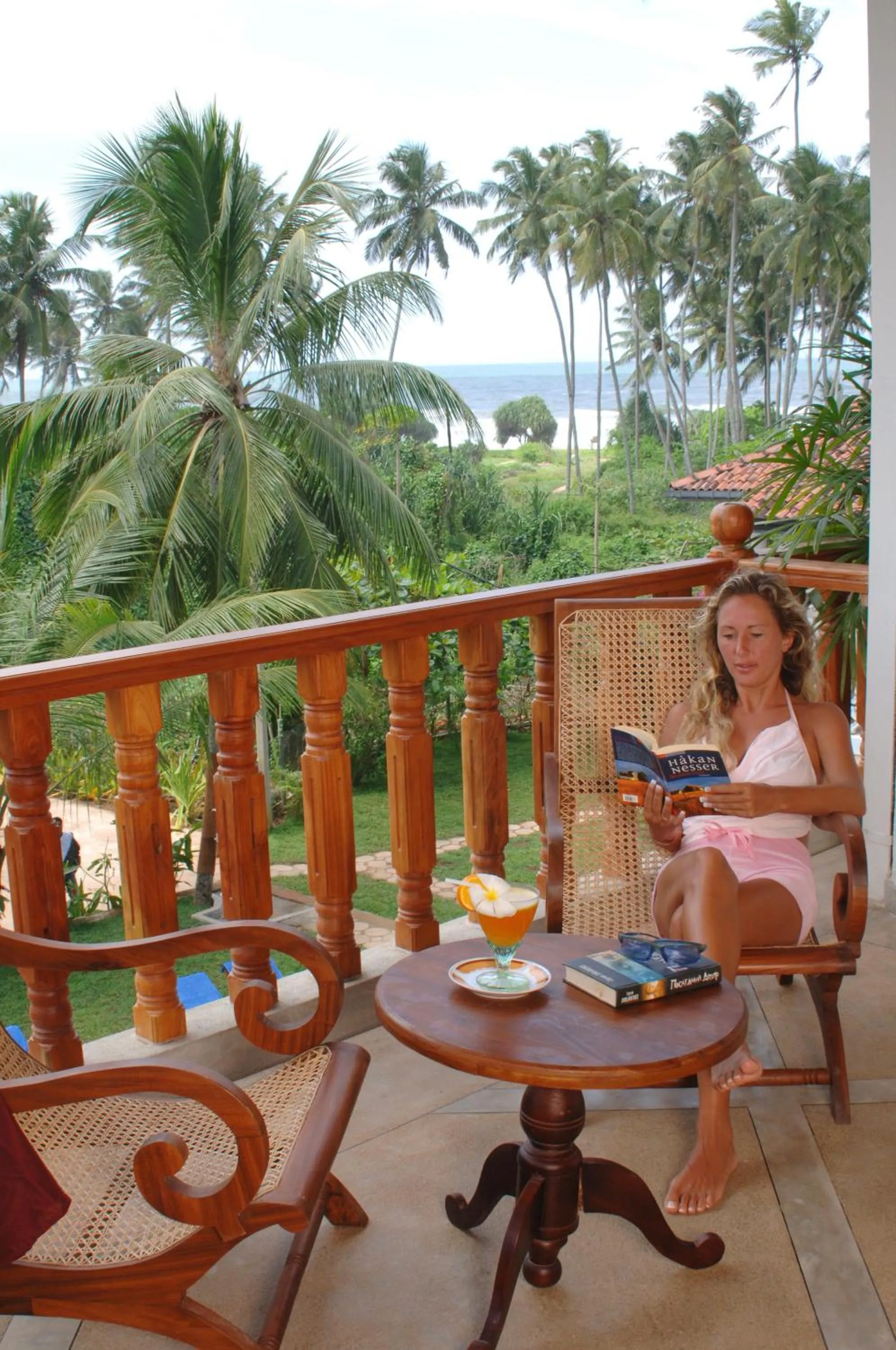 Patio in Wunderbar Beach Hotel