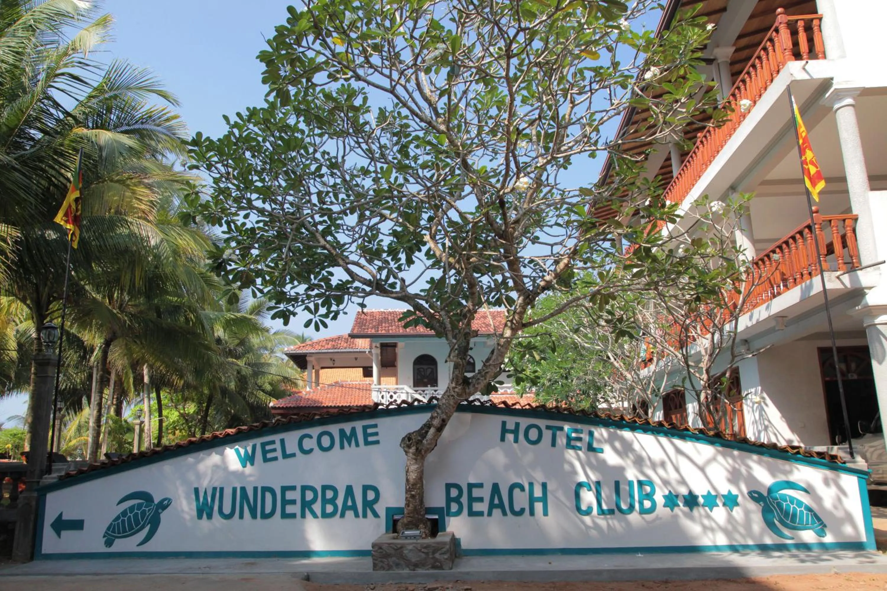 Facade/entrance in Wunderbar Beach Hotel