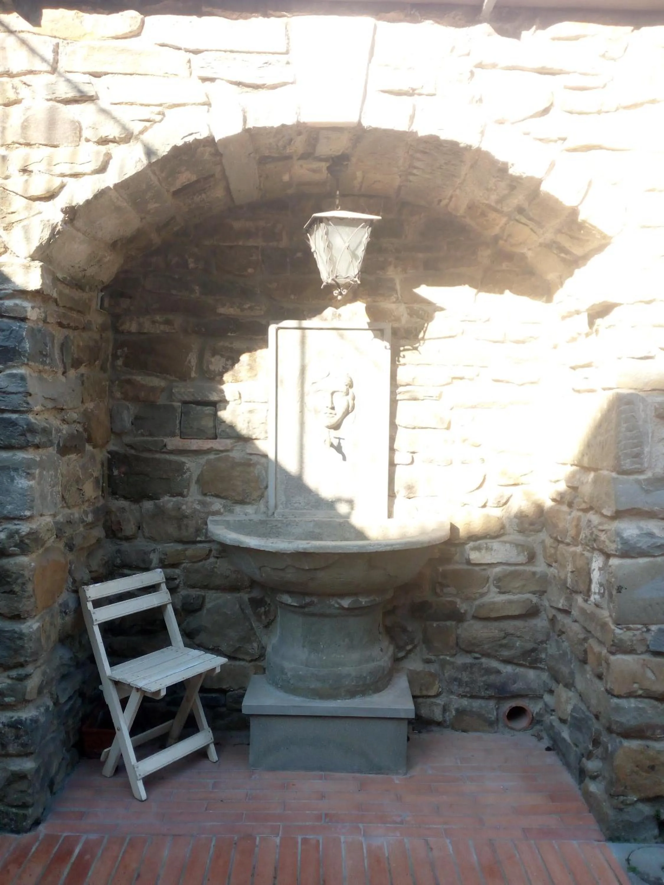 Property building in Rocca Palazzaccio