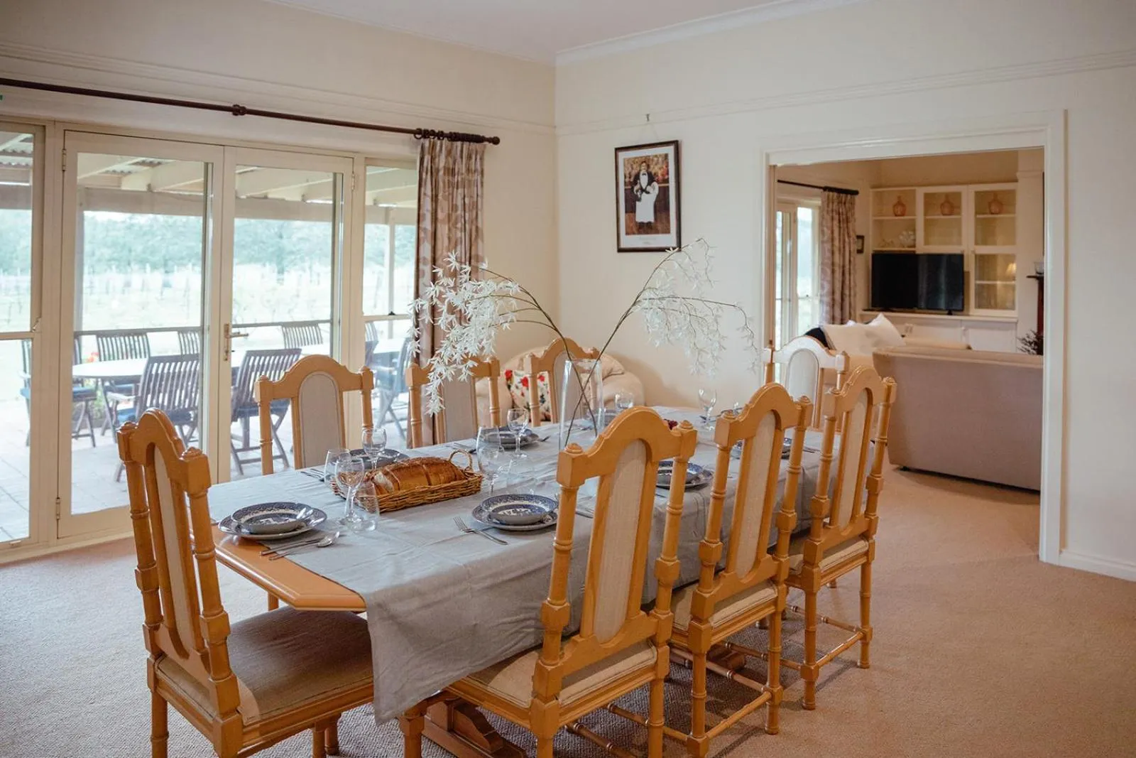 Dining area in Bluebush Estate