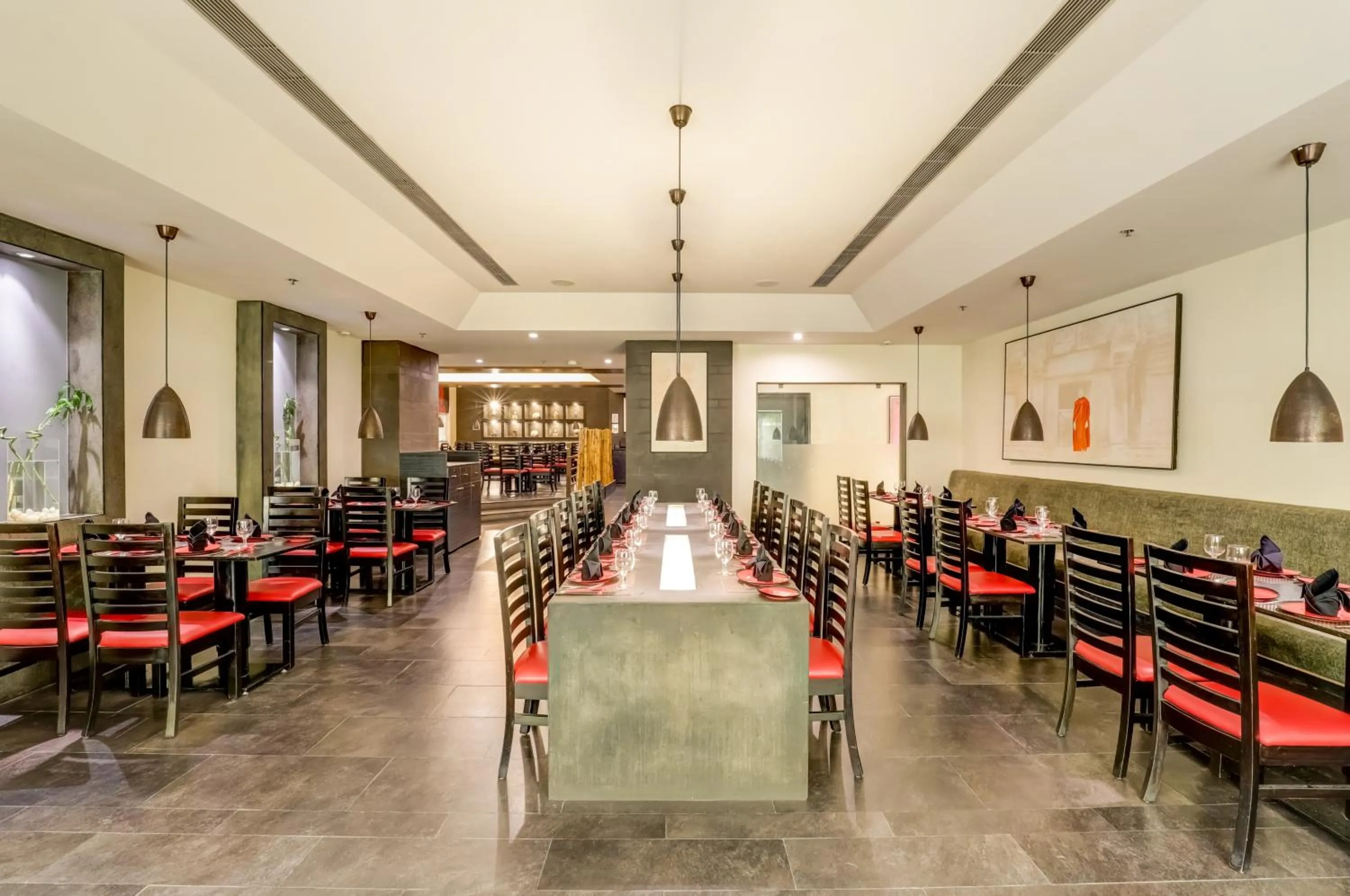 Restaurant/places to eat in Lemon Tree Hotel Whitefield, Bengaluru