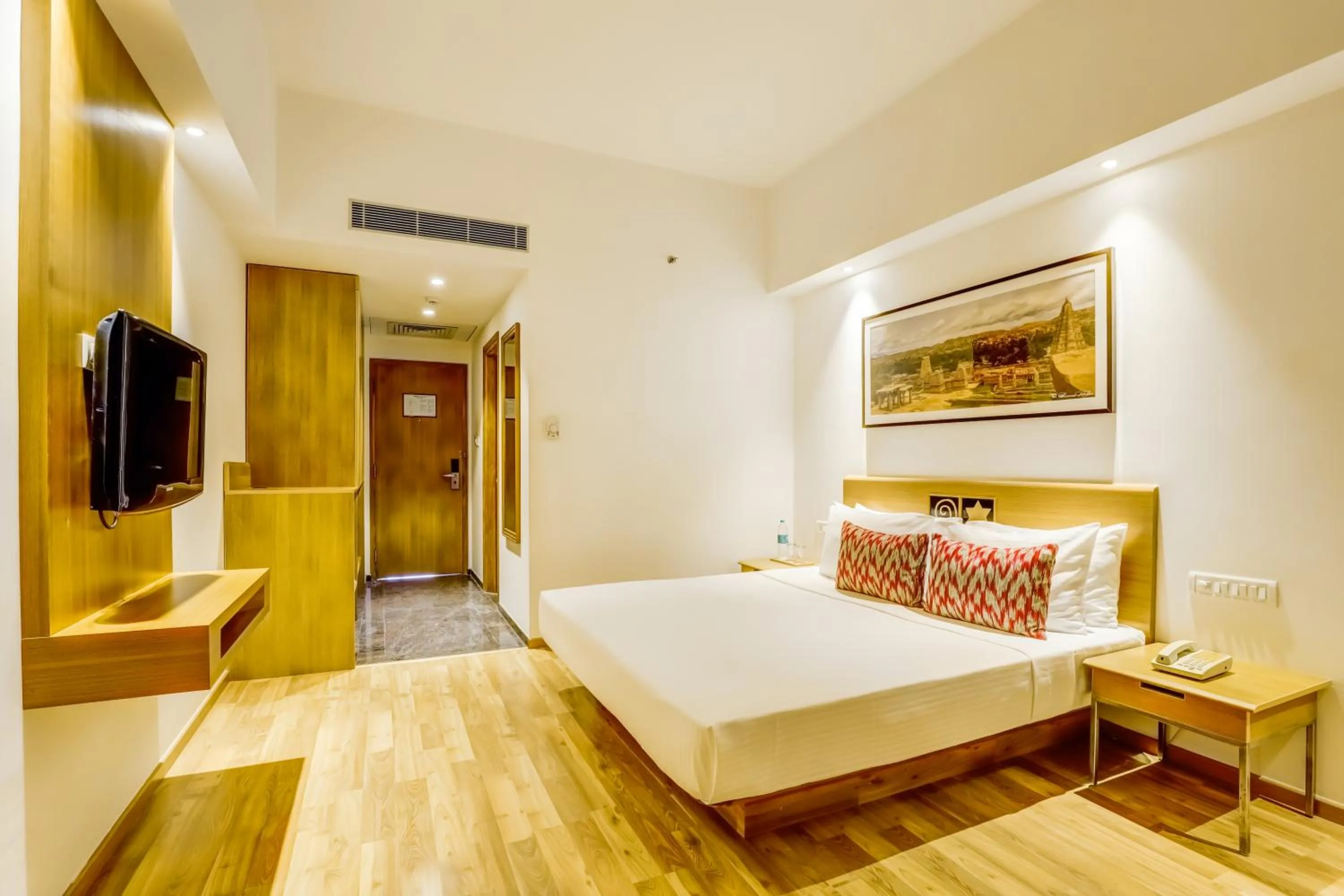 Bed in Lemon Tree Hotel Whitefield, Bengaluru