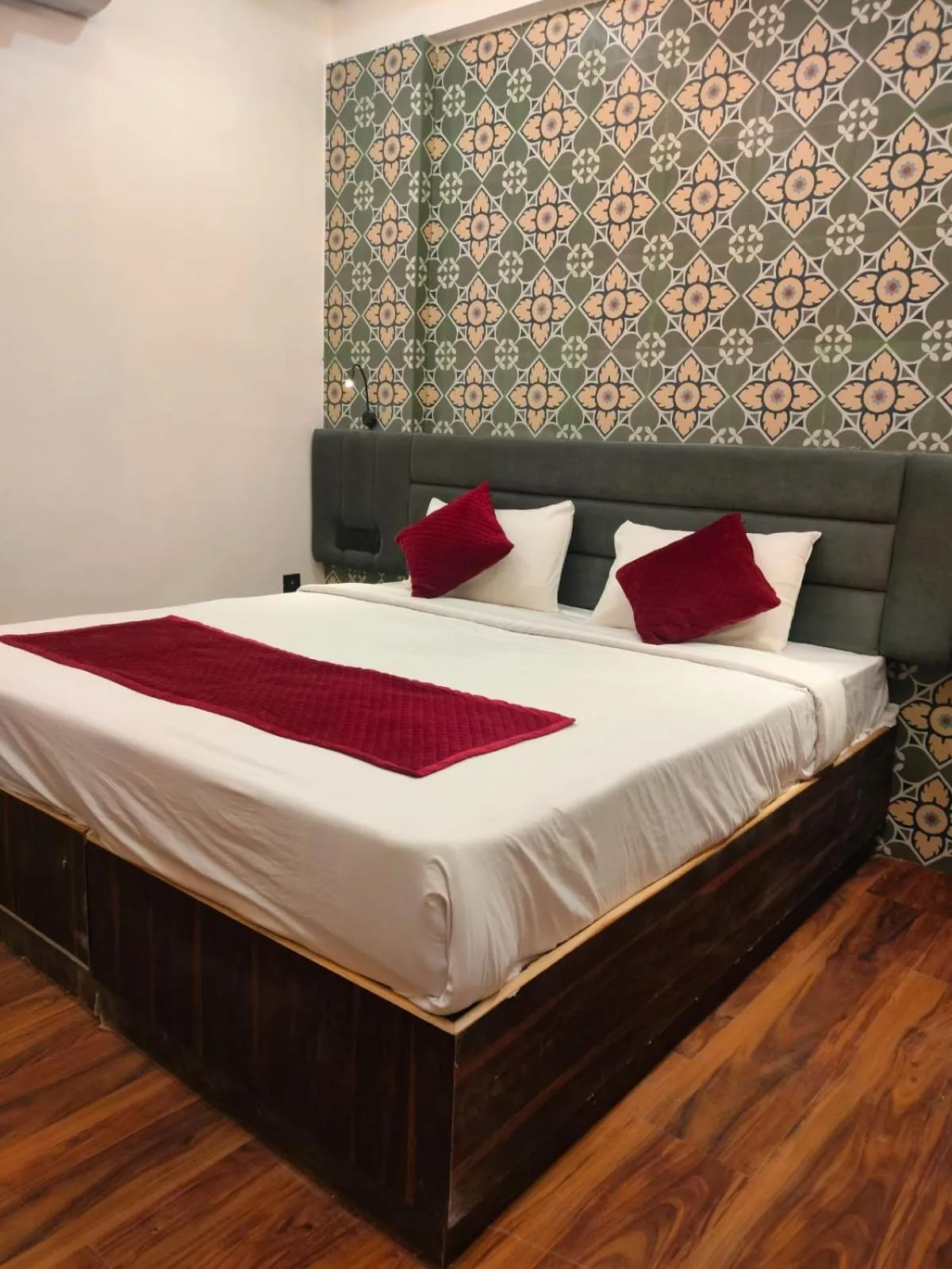 Bedroom in Hotel Anand Villa