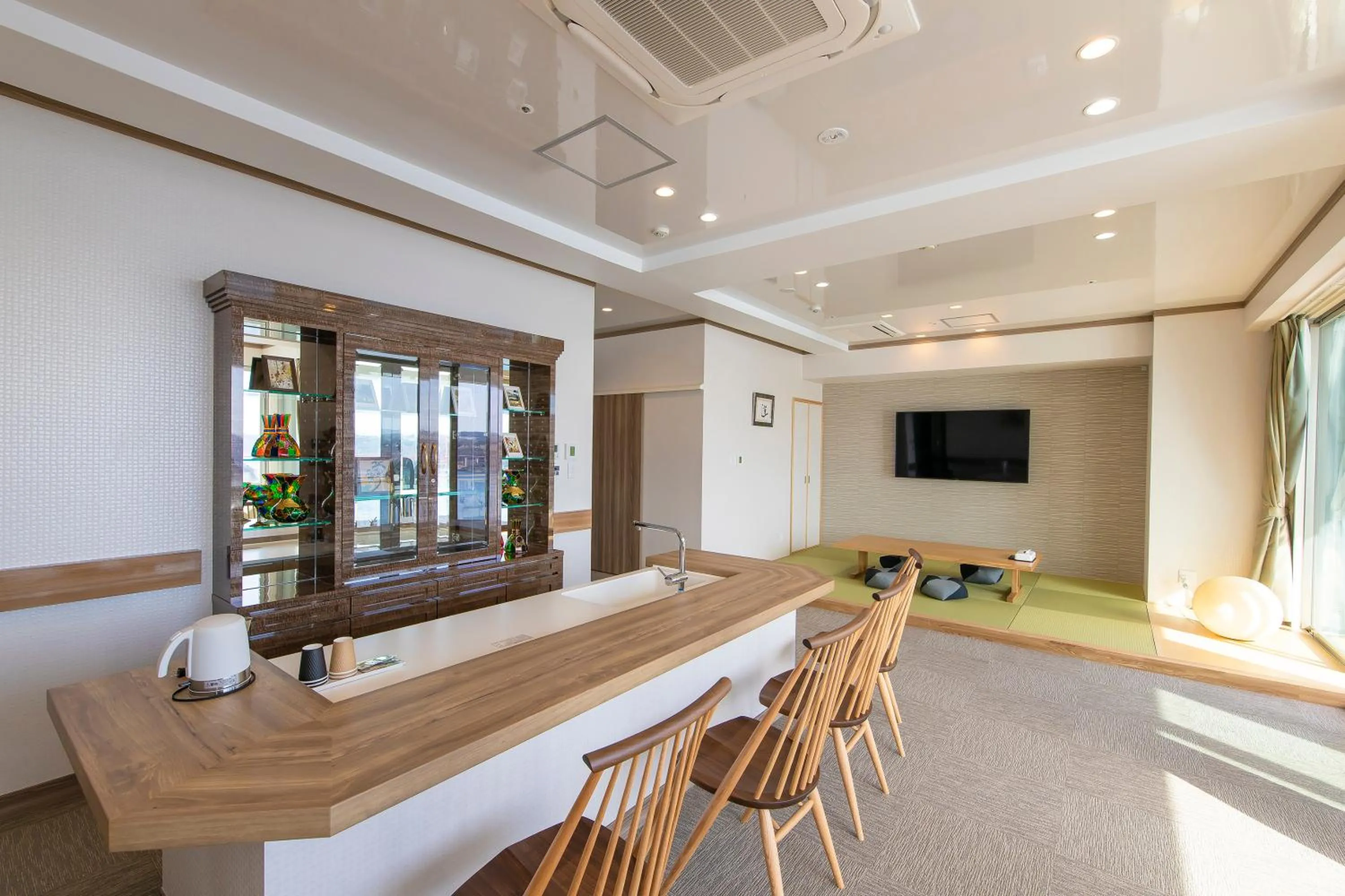 Living room in Samson Hotel