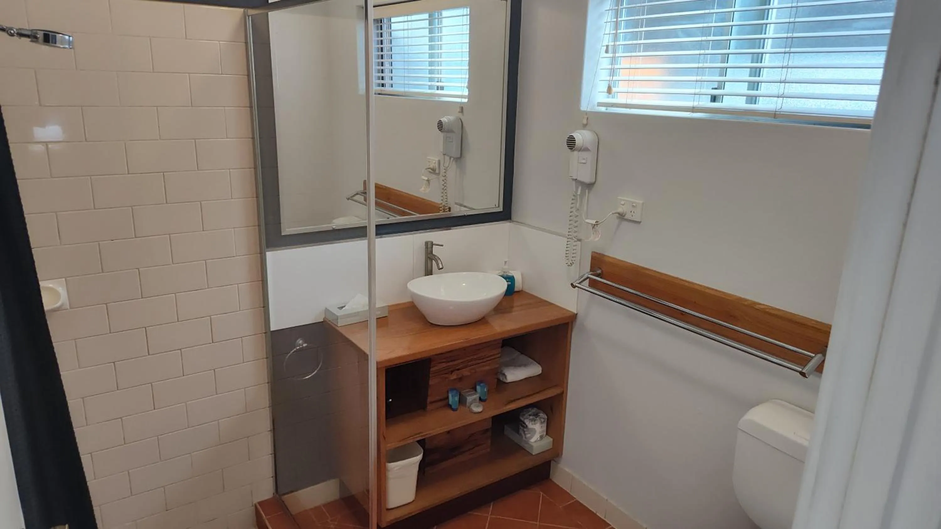 Shower in Adamsons Riverside