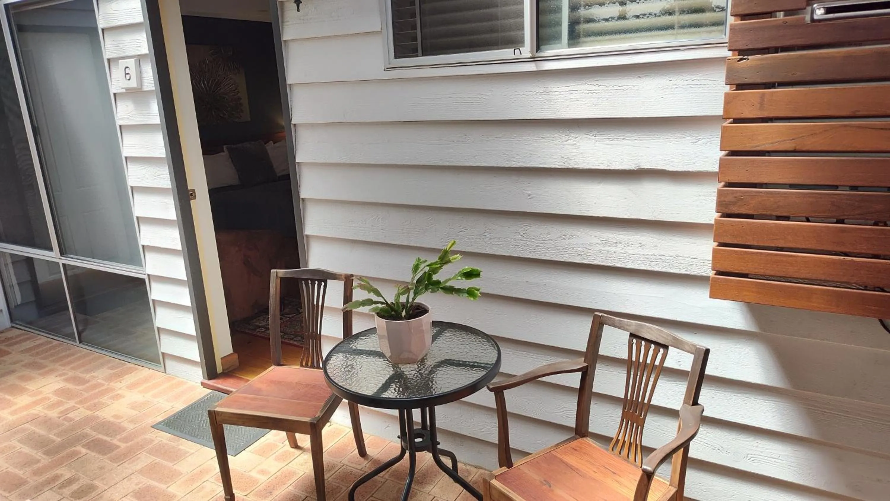 Seating area in Adamsons Riverside