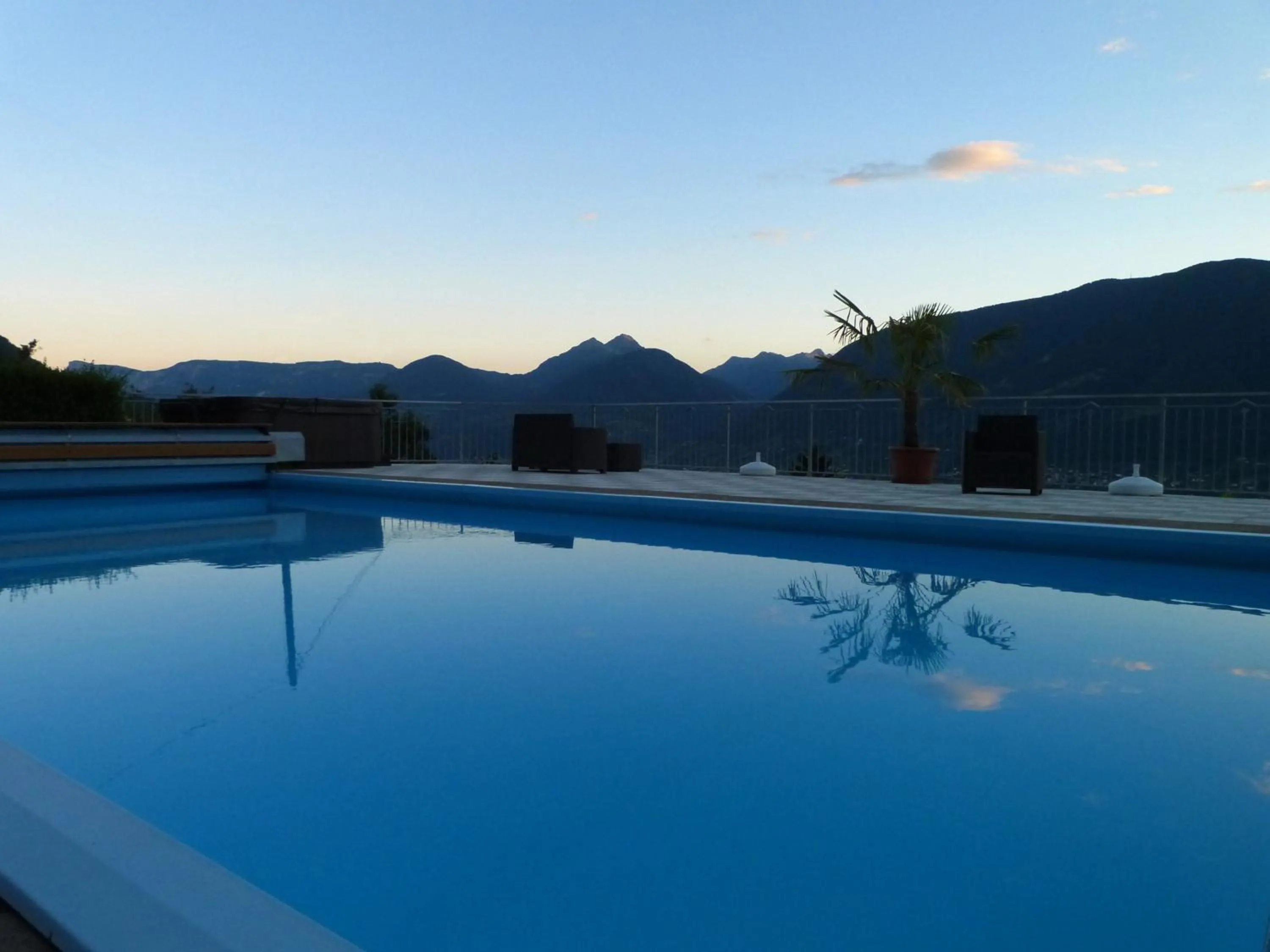 Swimming pool in Garni Nunnemairhof