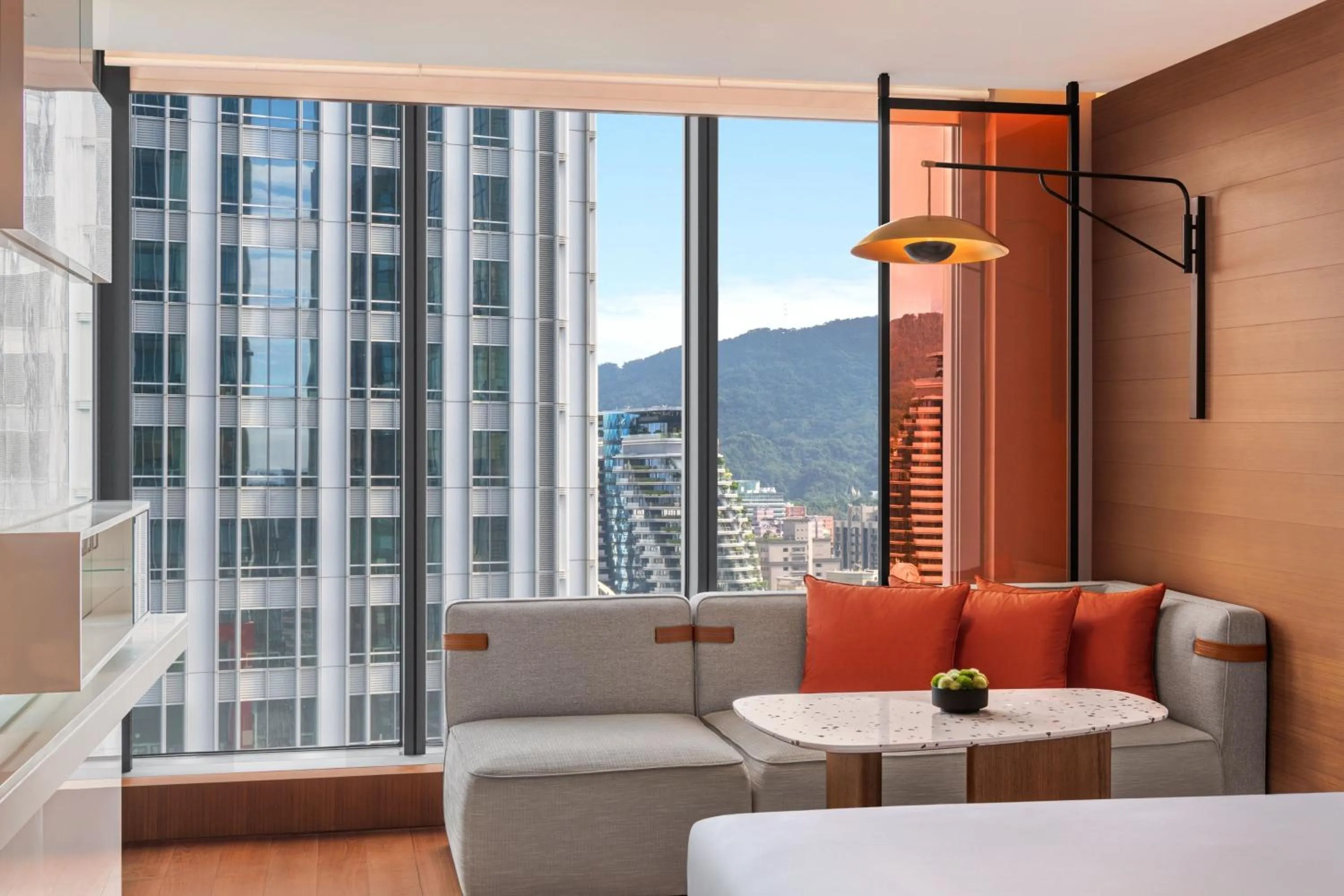 Photo of the whole room in W Taipei