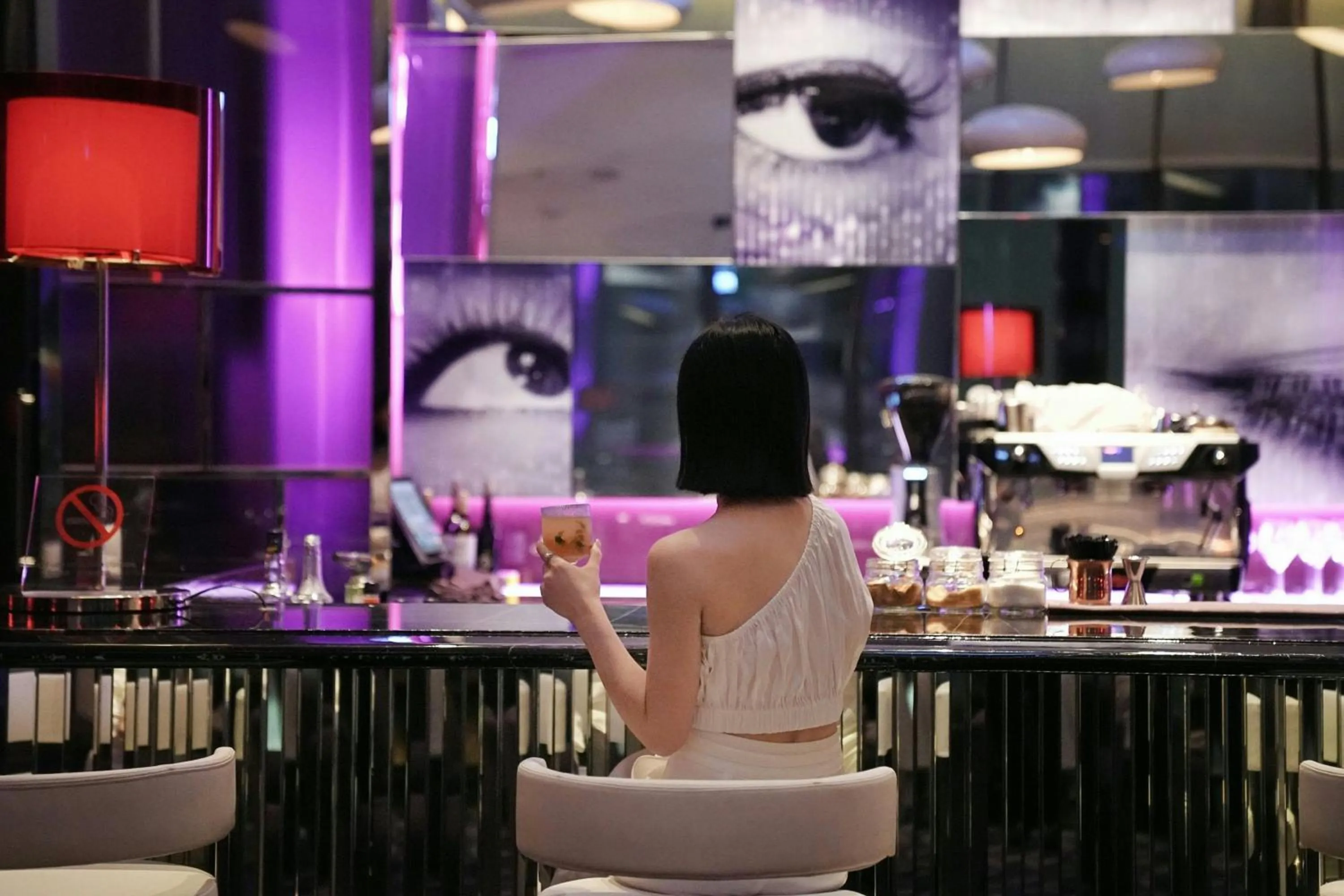 Lounge or bar in W Taipei