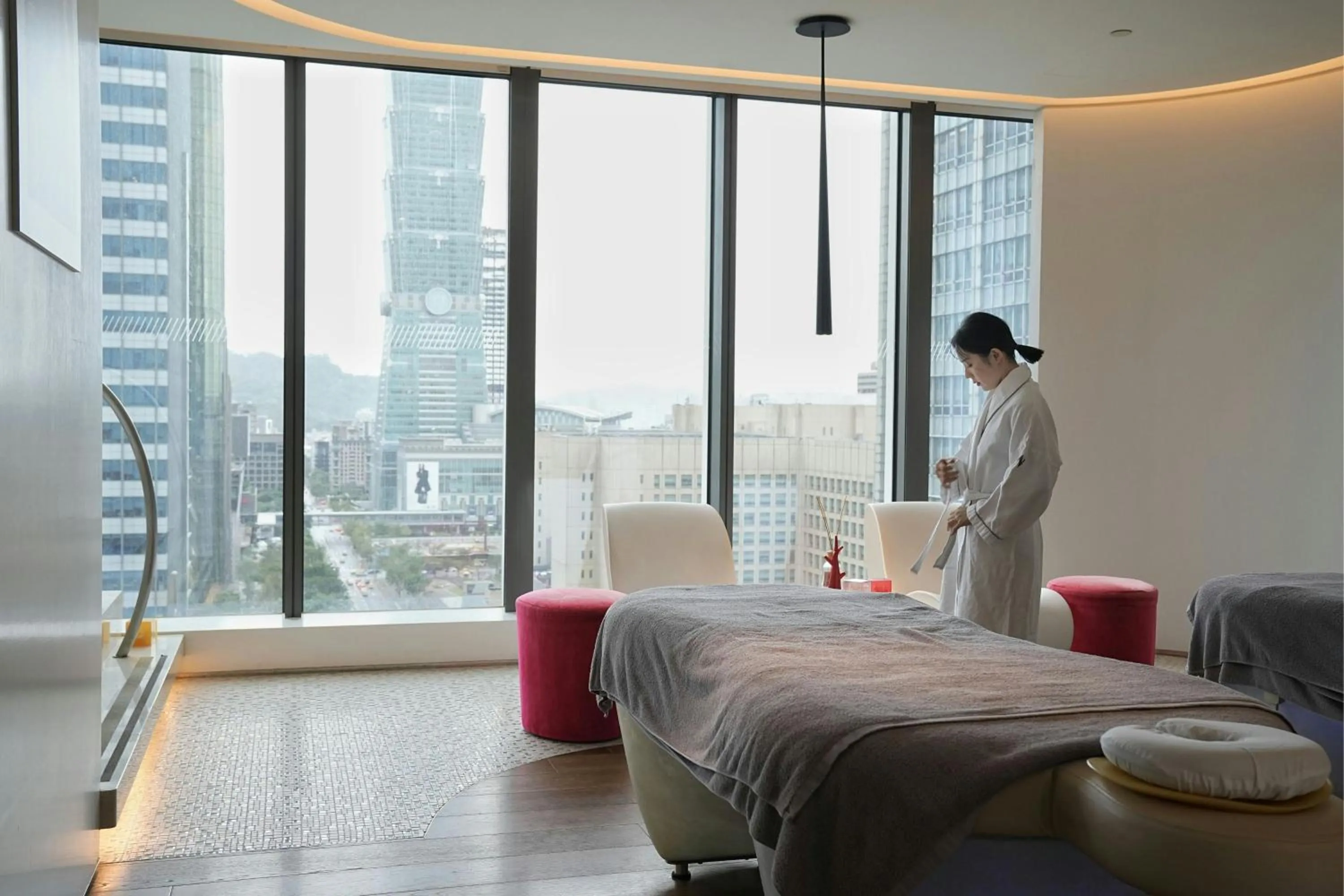 Spa and wellness centre/facilities in W Taipei