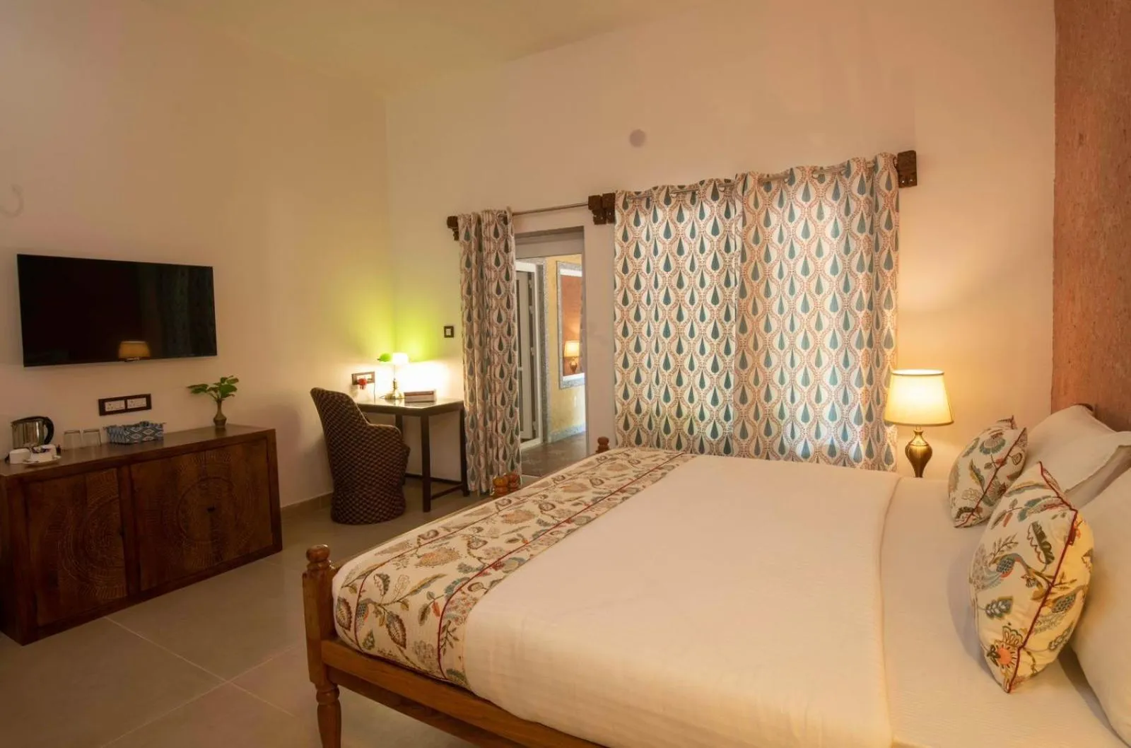 Bed in Mandore Guest House