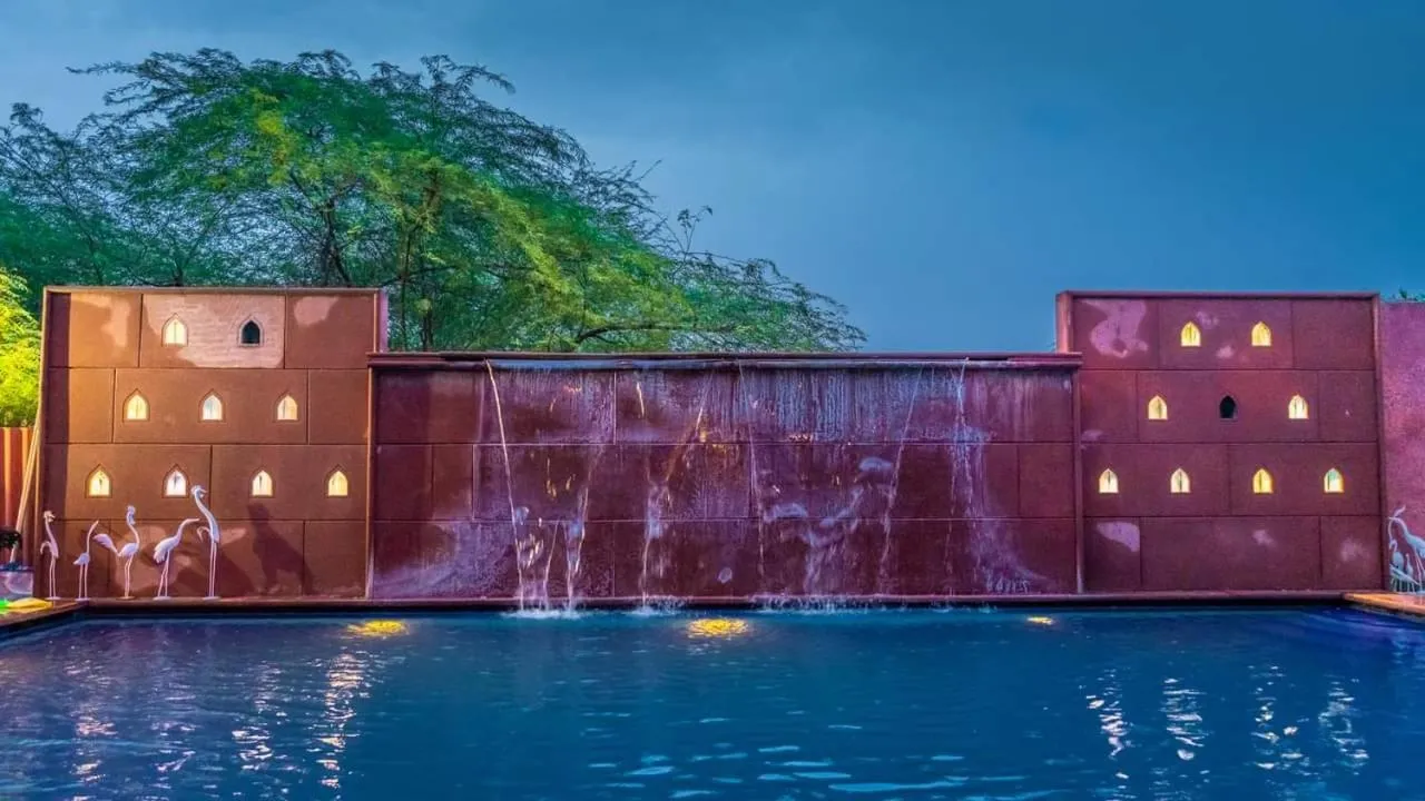 Swimming pool in Mandore Guest House