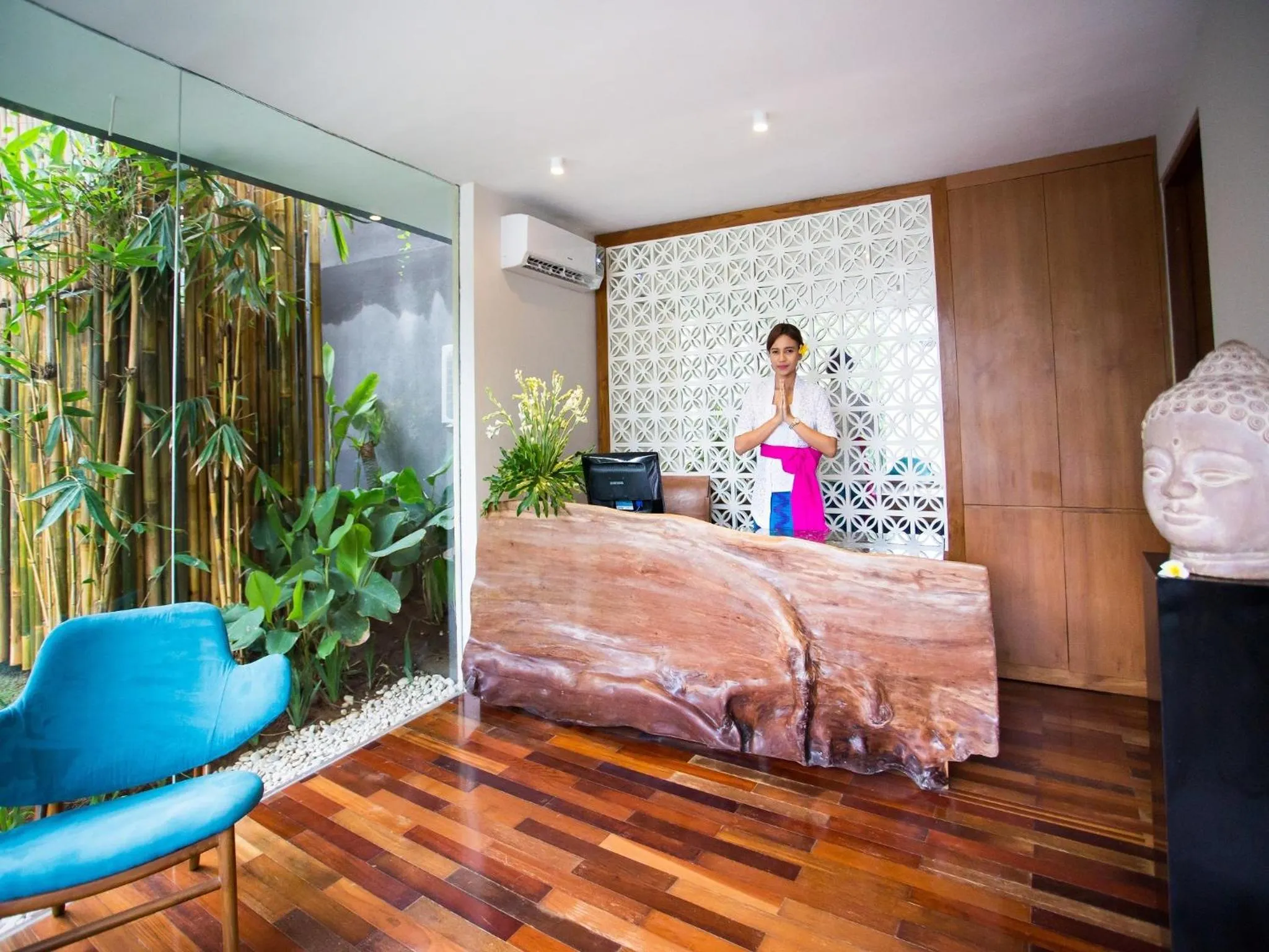 Staff, Bed in Maca Villas and Residence Umalas