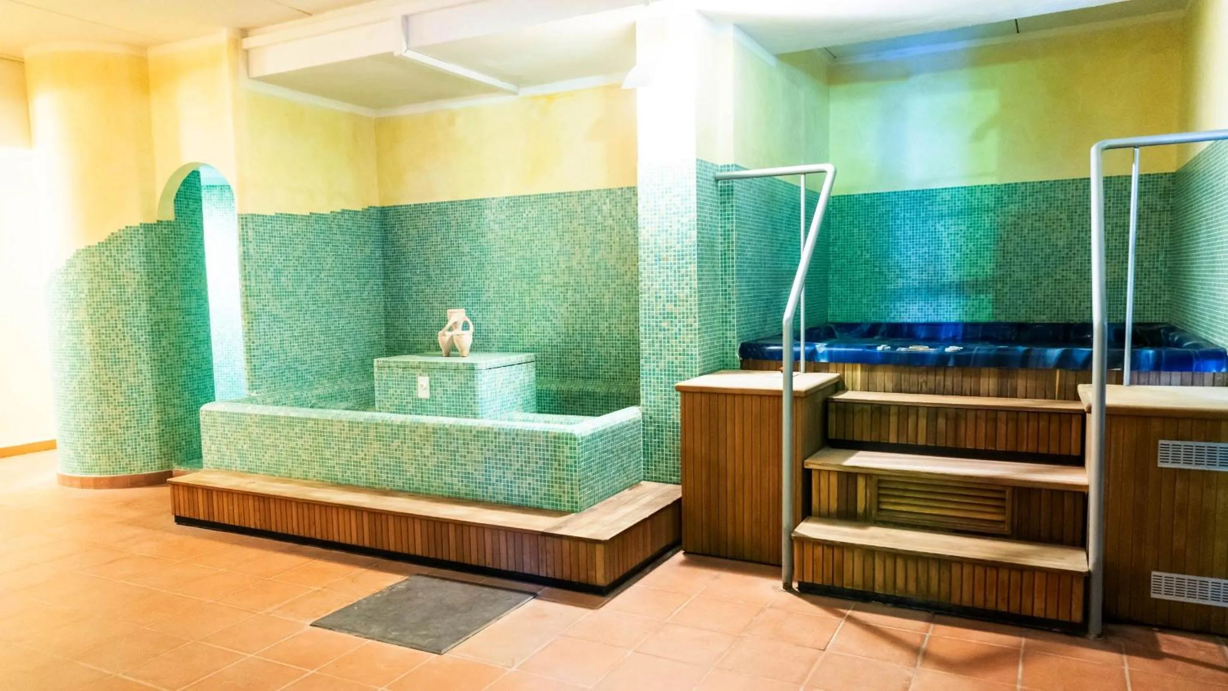 Hot Tub in Hotel Residence Campi