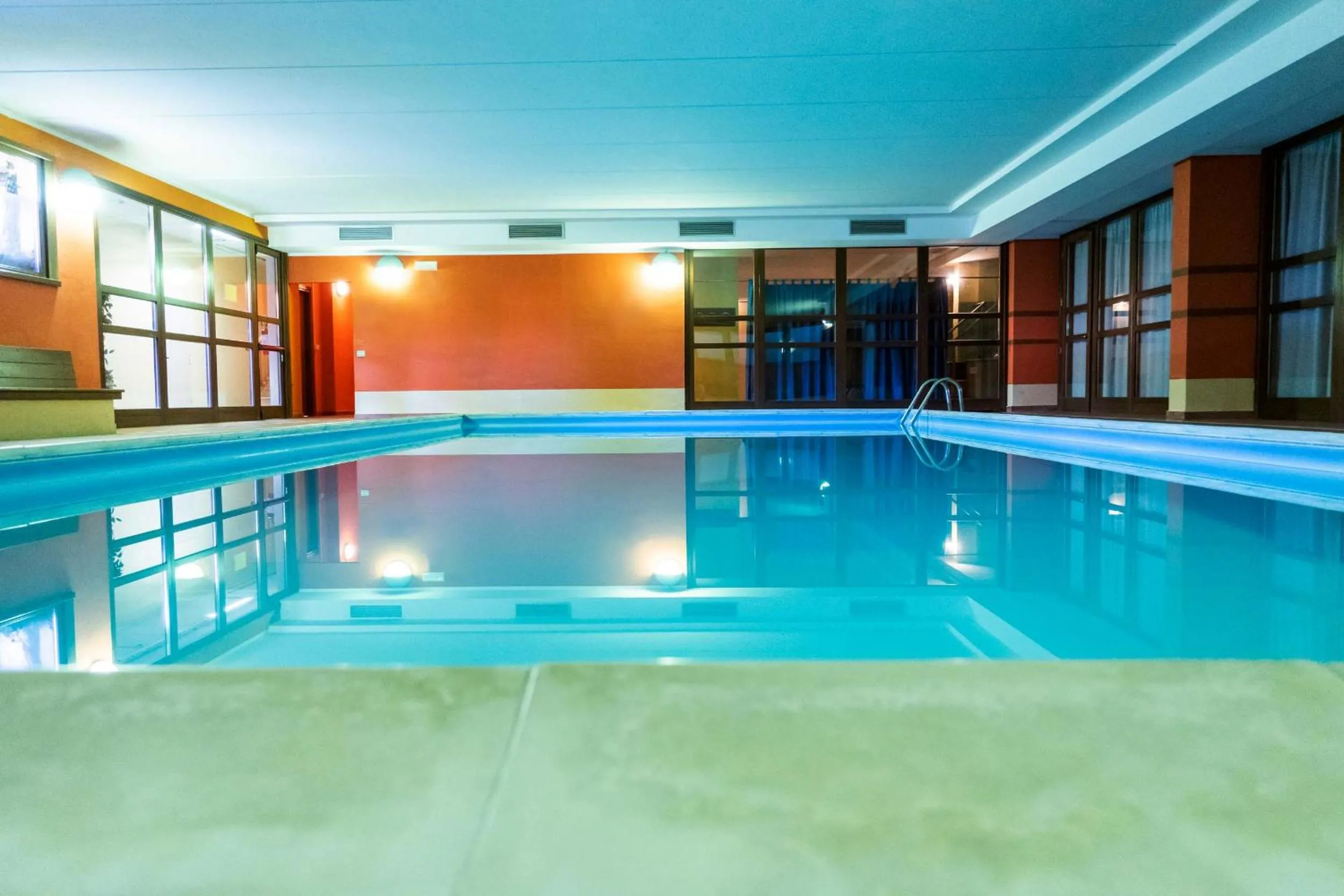 Swimming pool in Hotel Residence Campi