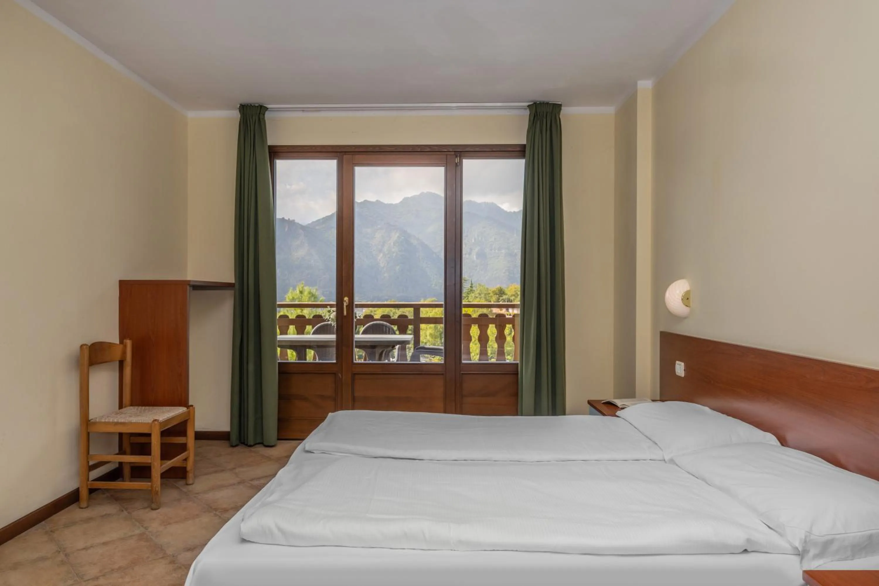Bed in Hotel Residence Campi