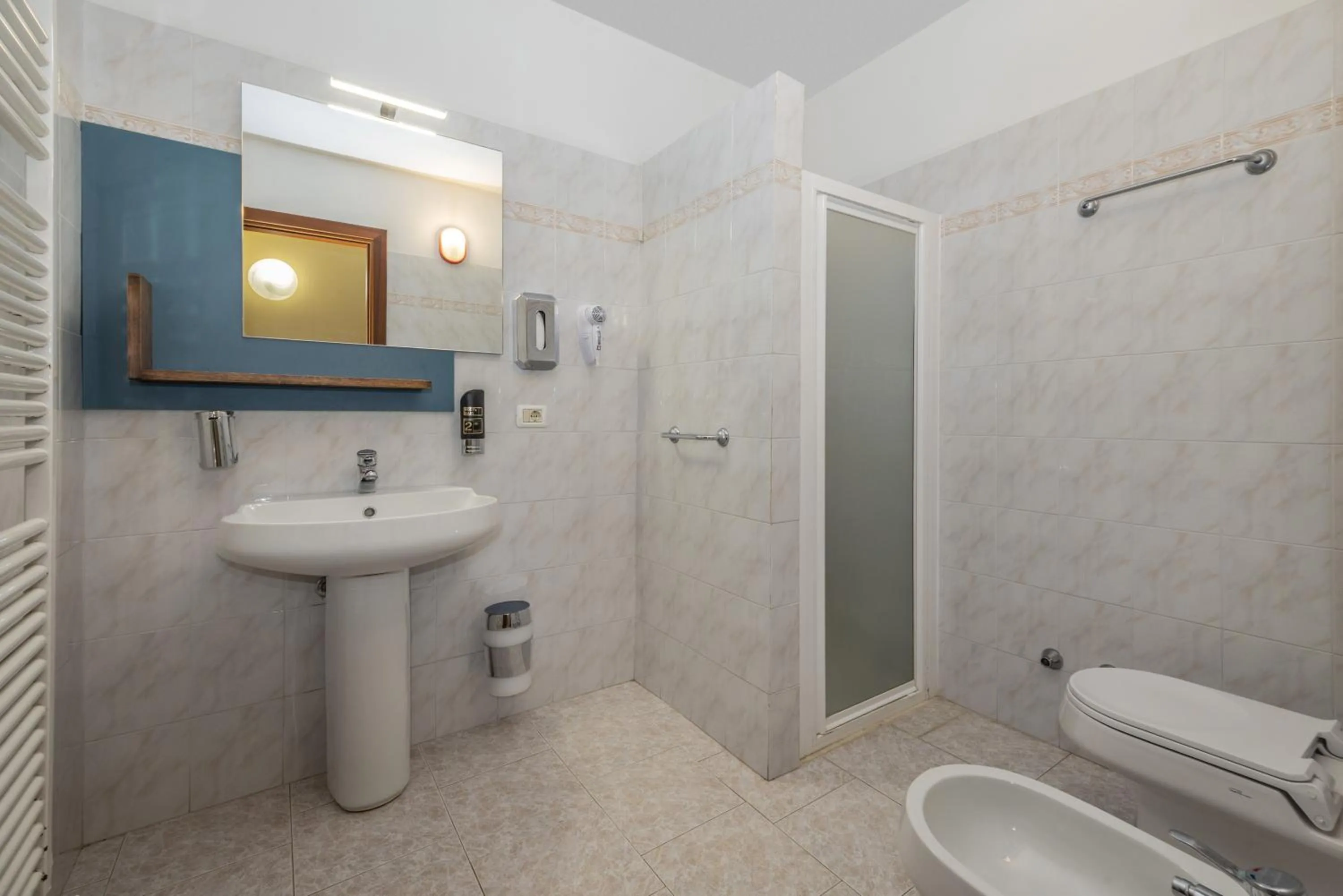 Shower in Hotel Residence Campi