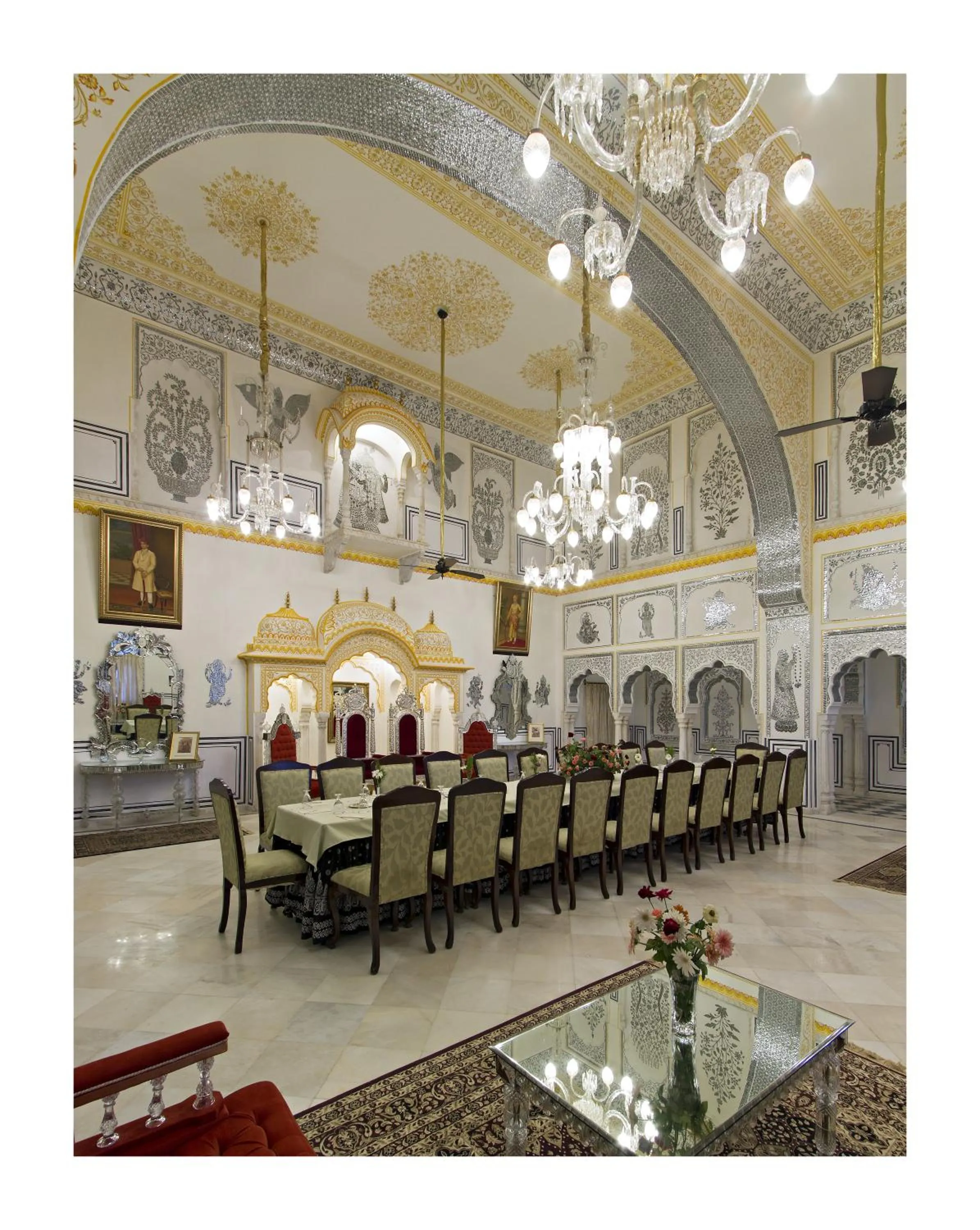 Restaurant/places to eat in Nahargarh Ranthambhore