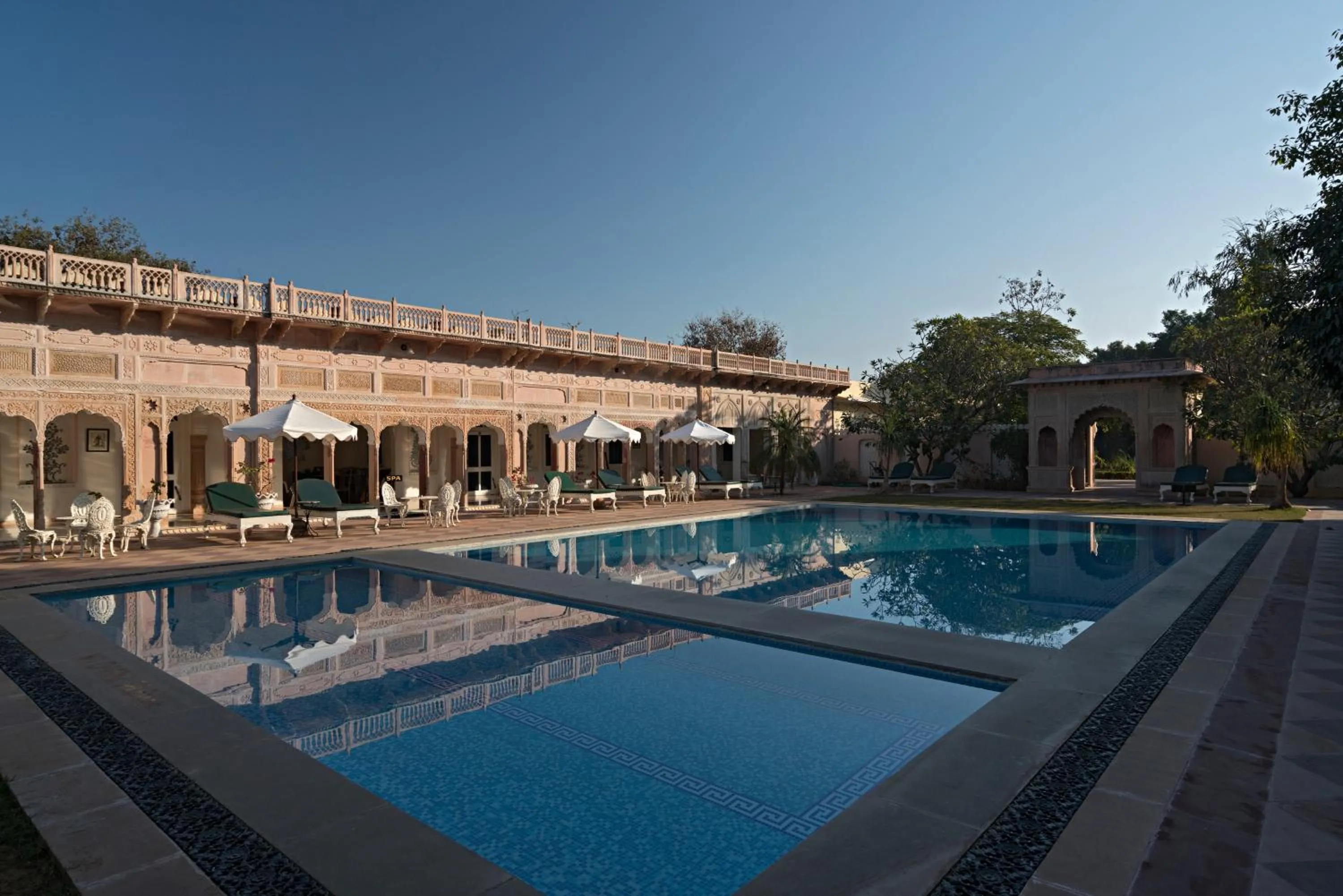 Area and facilities in Nahargarh Ranthambhore