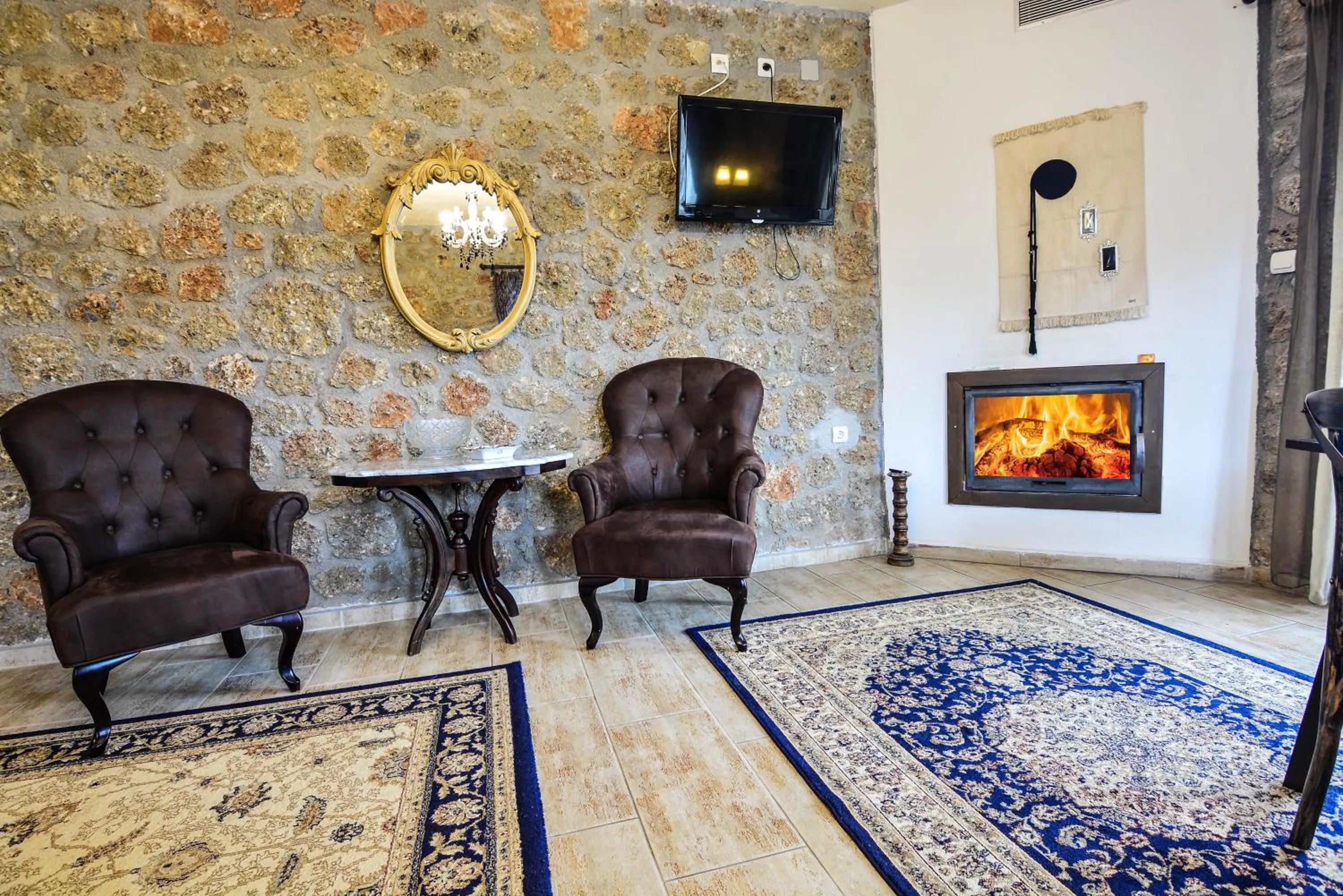 Seating area in Trikalon Muses Art Suites