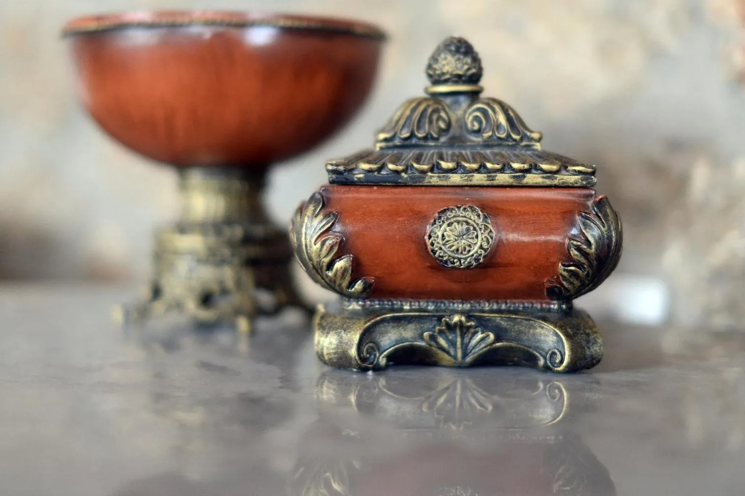 Decorative detail in Trikalon Muses Art Suites