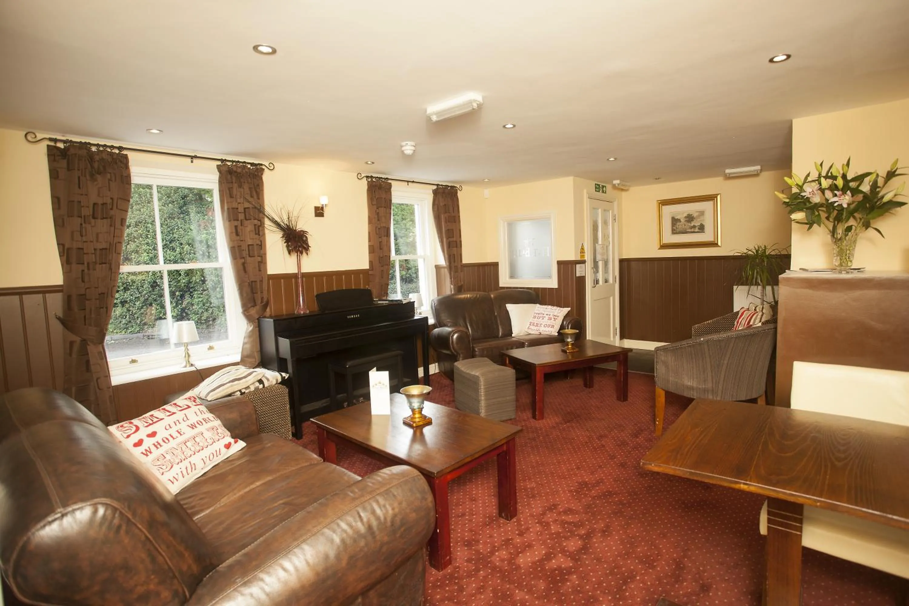 Lounge or bar in The Five Bells