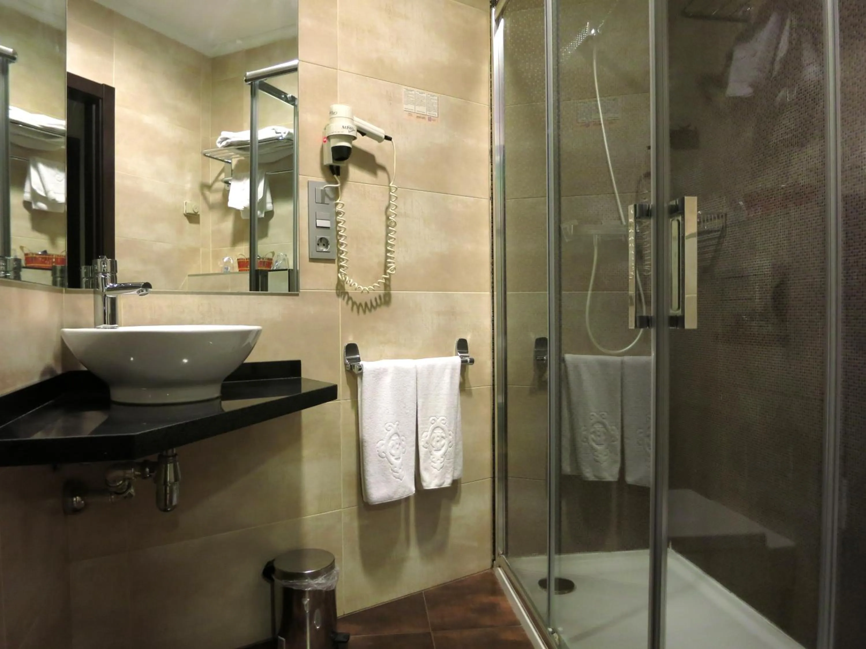 Property building in Apartamentos Boutique Catedral