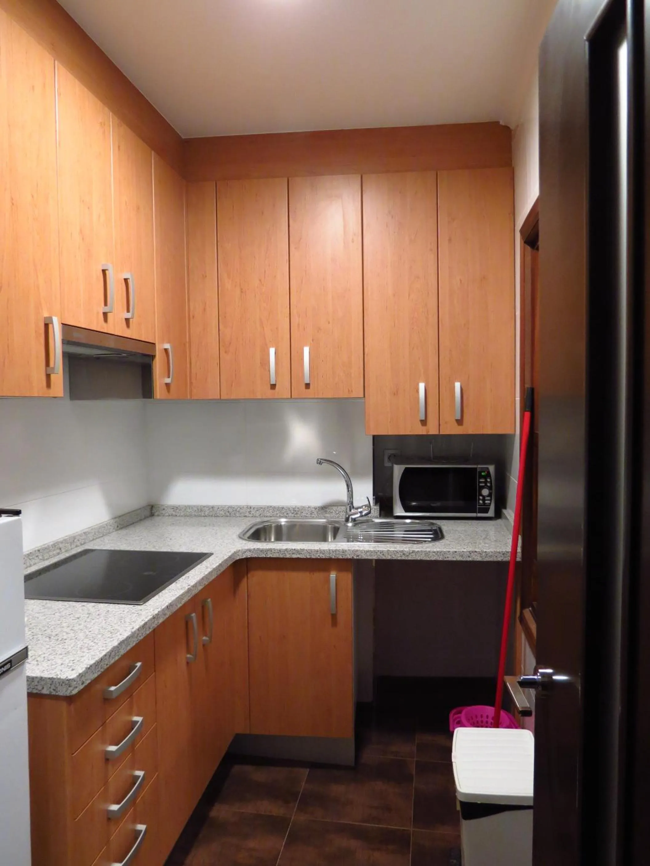 Kitchen or kitchenette in Apartamentos Boutique Catedral
