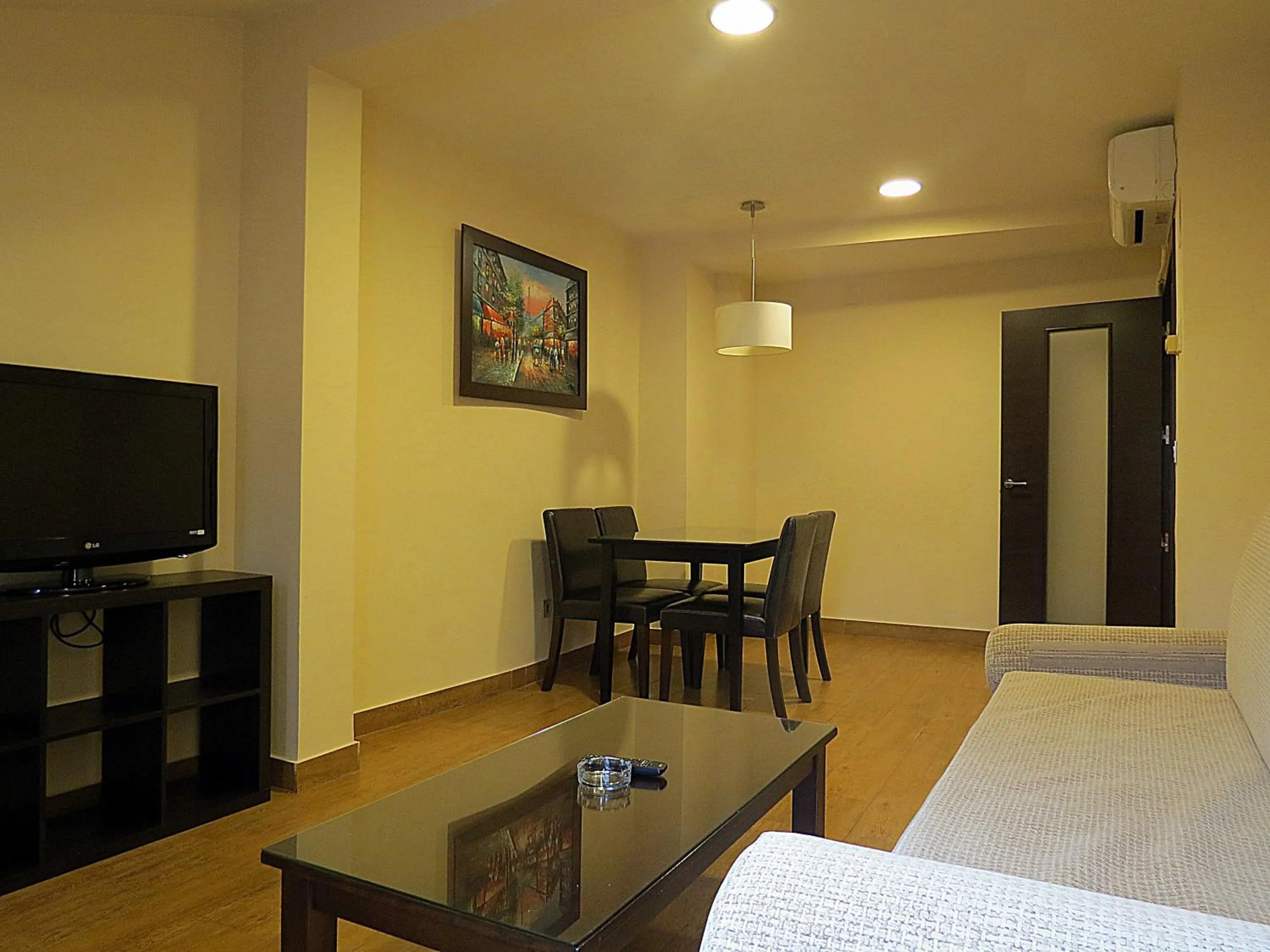 Property building in Apartamentos Boutique Catedral