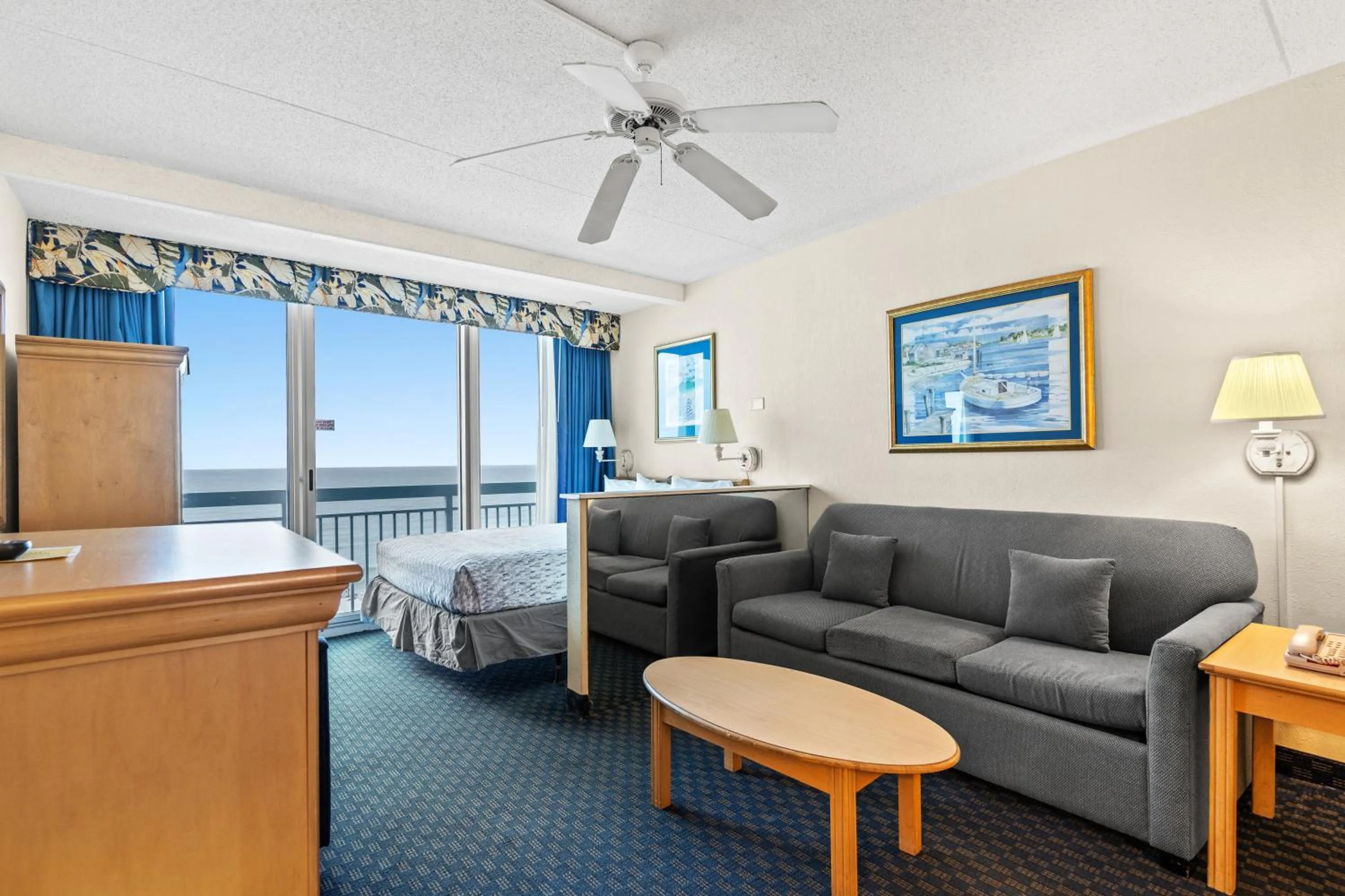 Yachtsman Oceanfront Resort