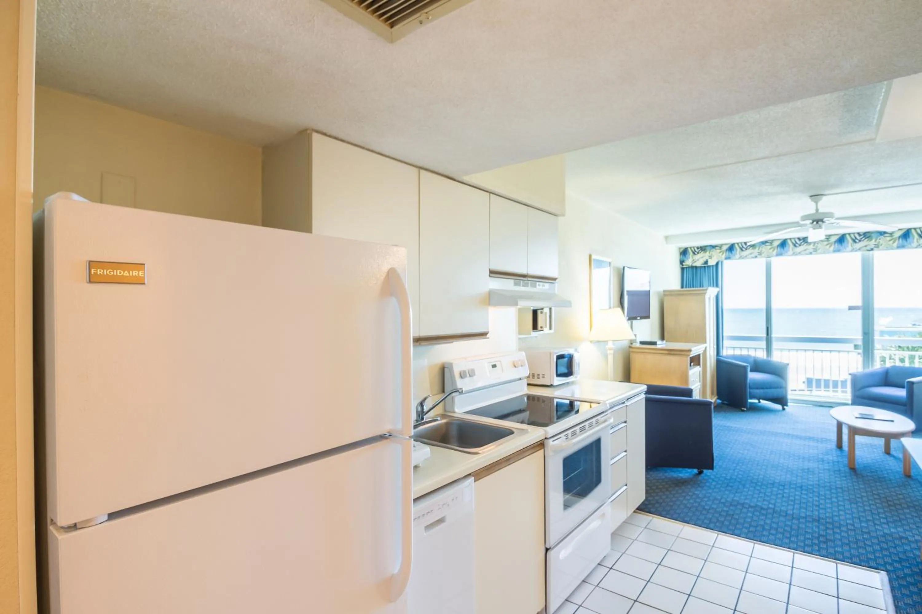 Kitchen or kitchenette in Yachtsman Oceanfront Resort
