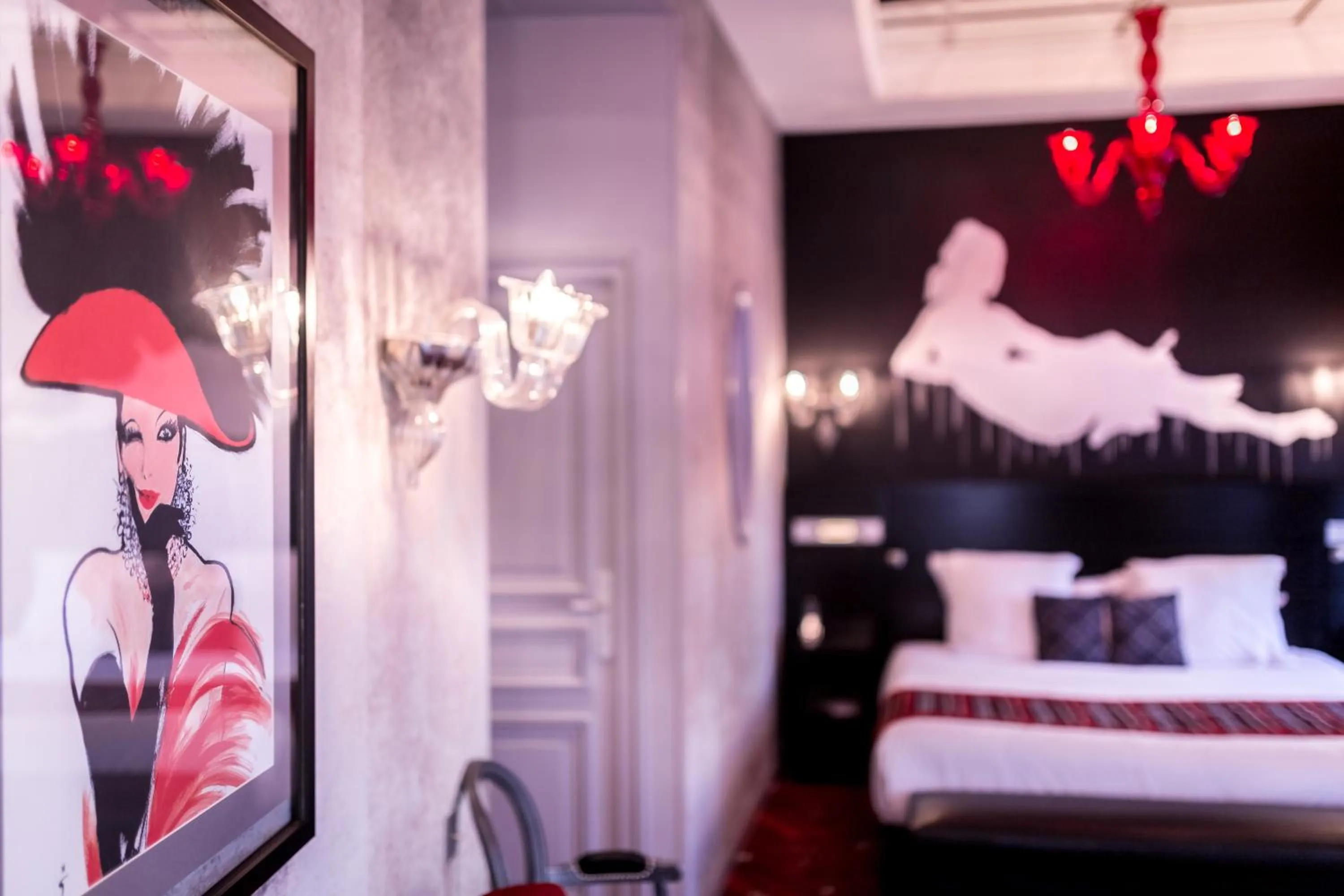 Decorative detail, Bed in Maison Albar- Le Champs-Elysées