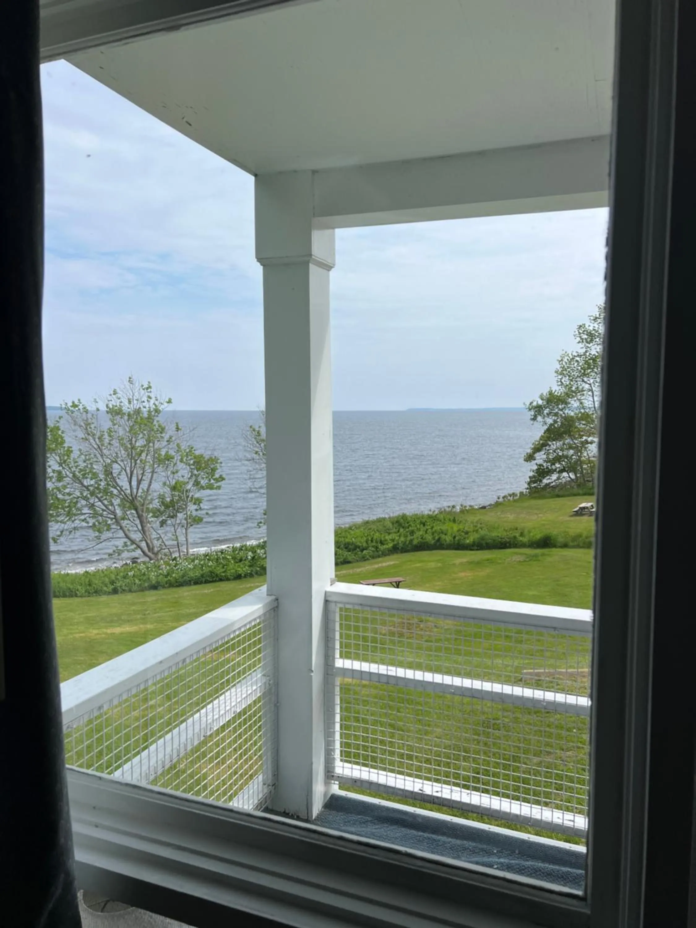 Balcony/Terrace in High Tide Inn on the Ocean, Motel and Cottages