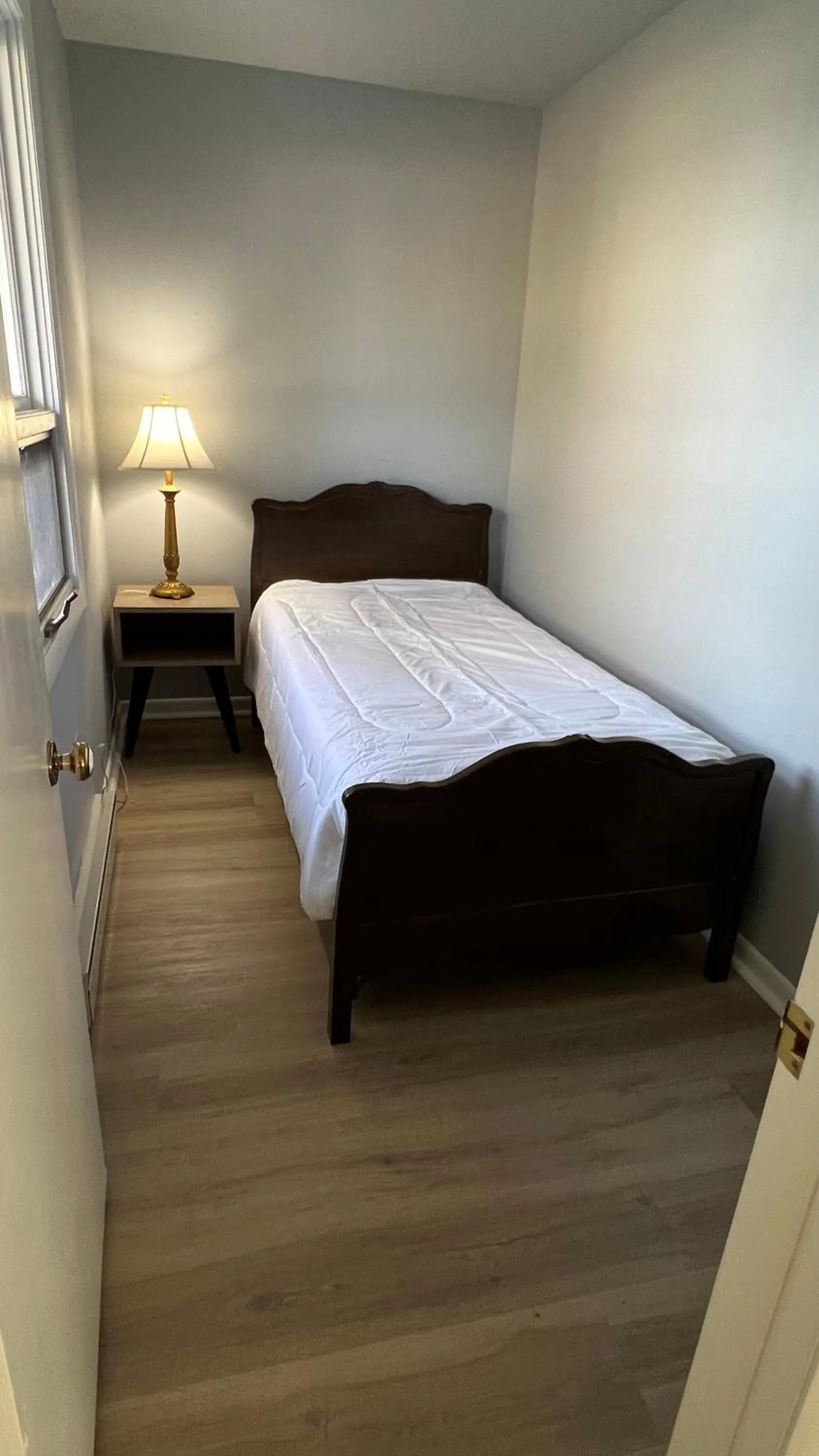 Bed in High Tide Inn on the Ocean, Motel and Cottages