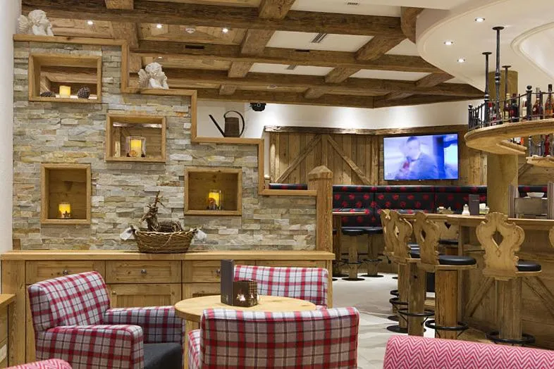 Restaurant/places to eat in Hotel Berghof