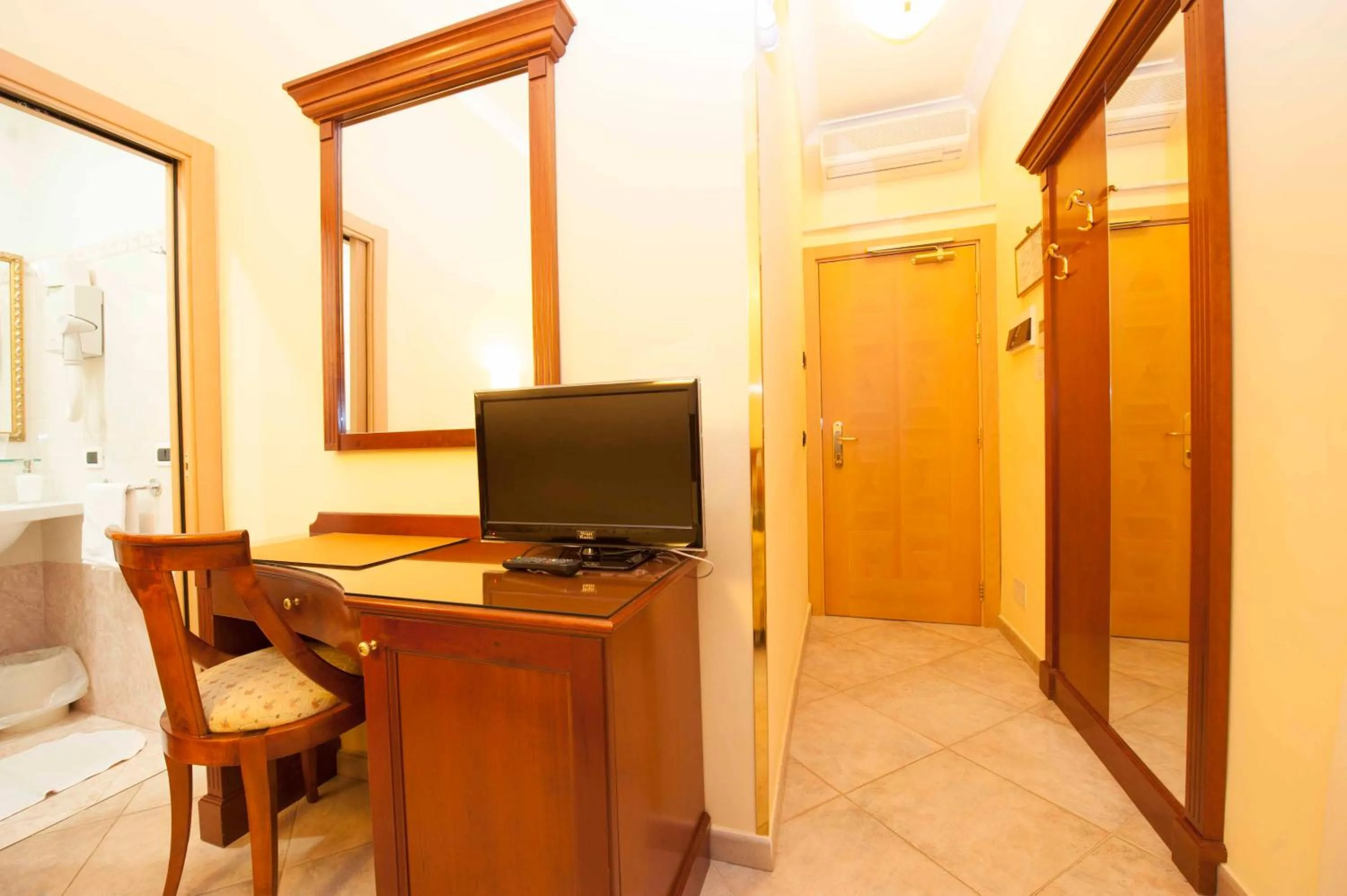 Hotel Astigiana & Appartamenti