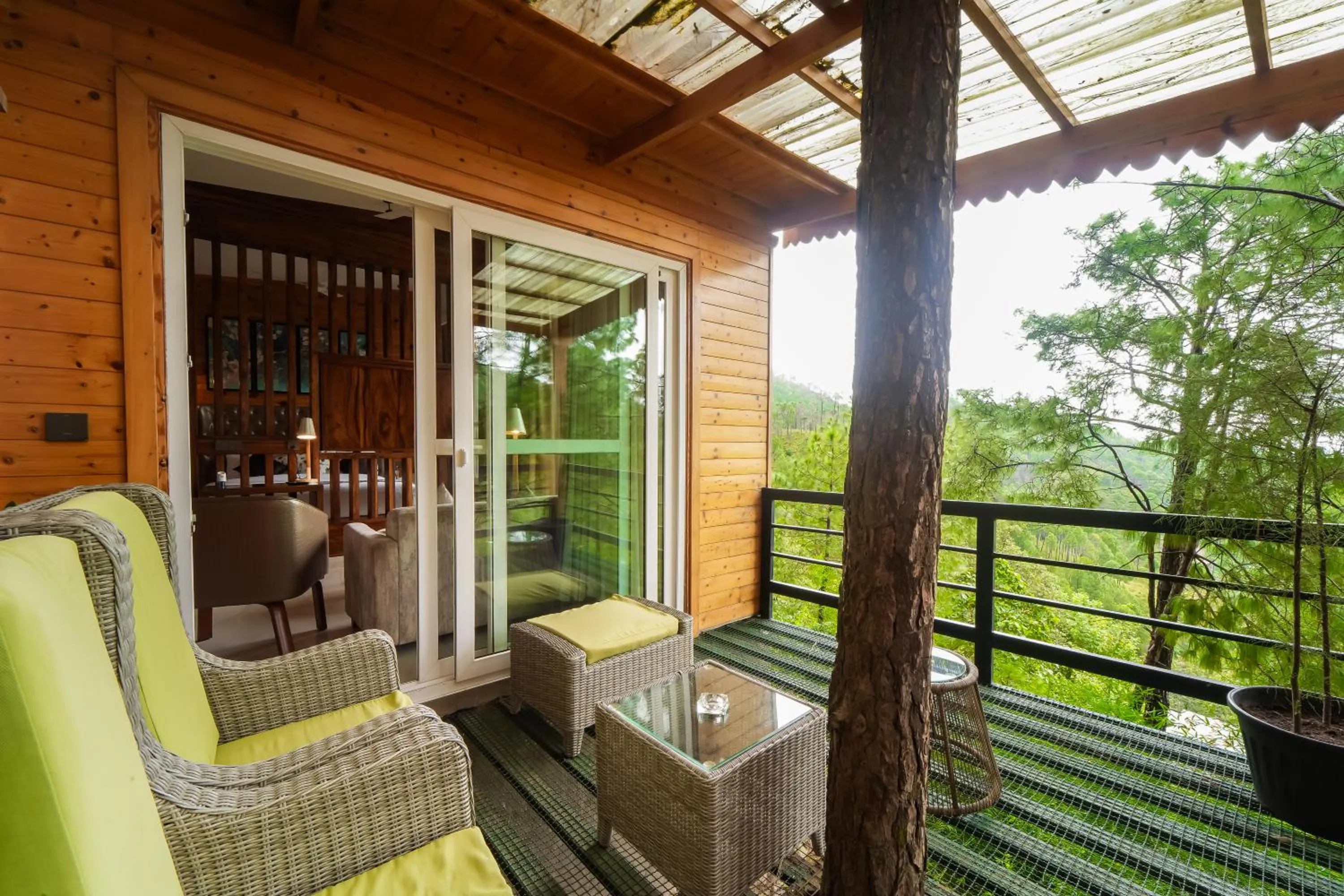 Balcony/Terrace in Kasauli Hills Resort