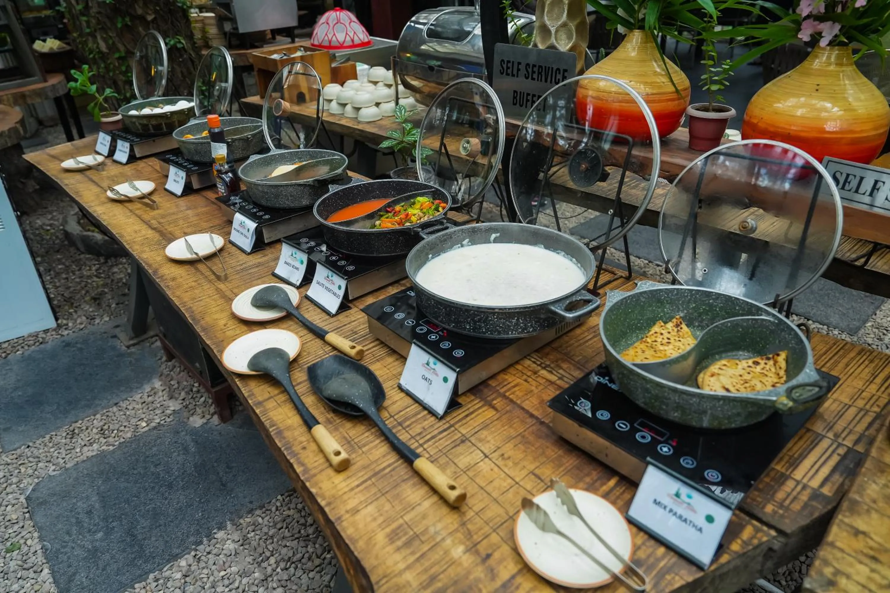 Breakfast in Kasauli Hills Resort