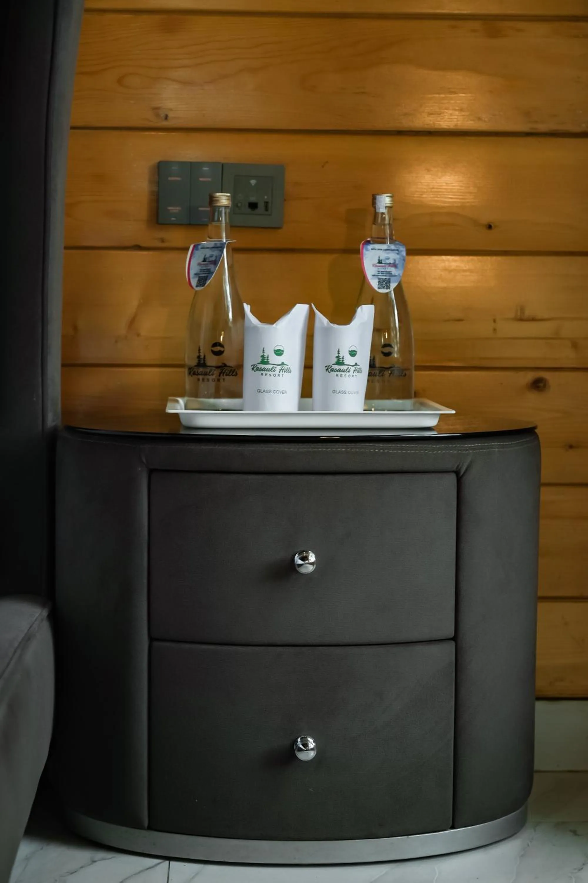 Bedroom in Kasauli Hills Resort